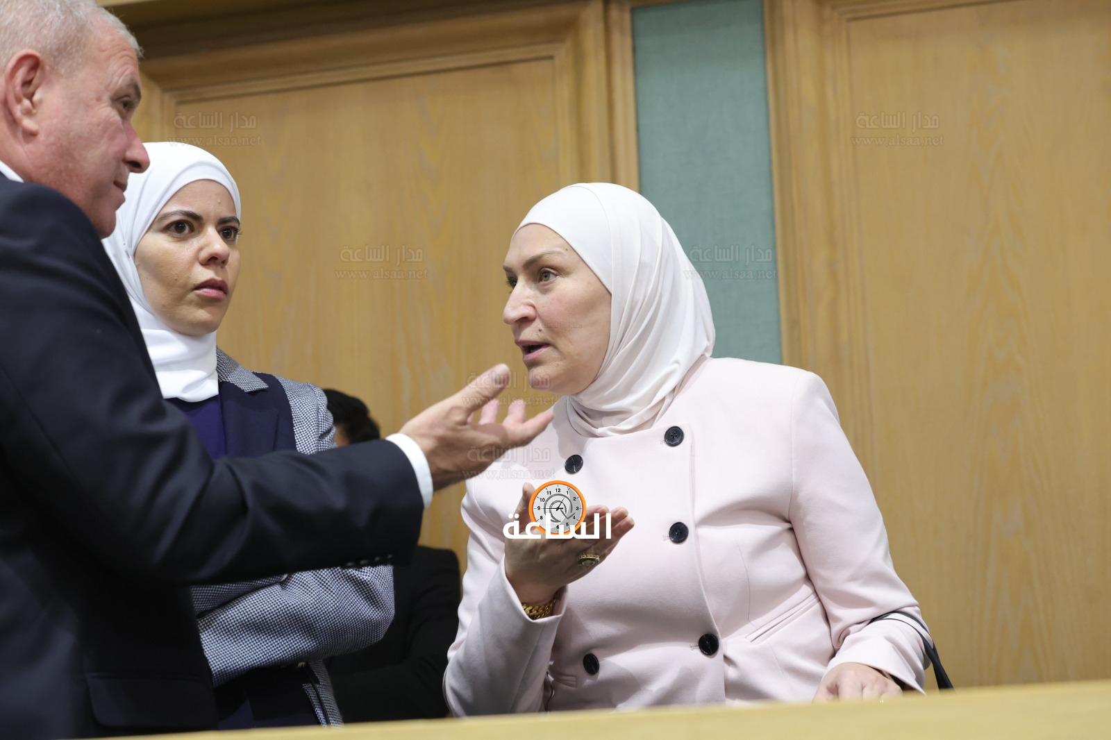 Madar Al-Saa Images 0.23051375782880412