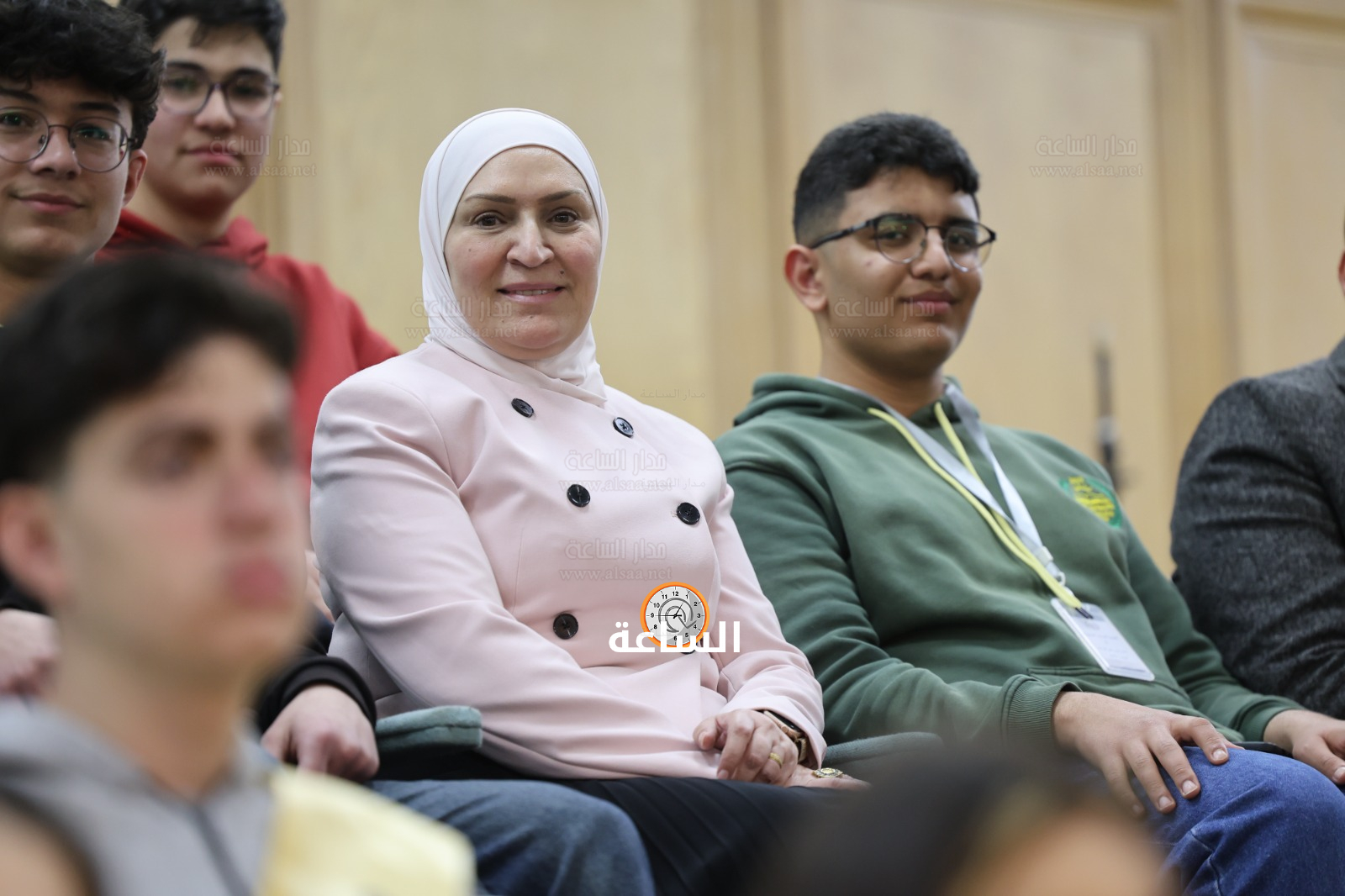 Madar Al-Saa Images 0.8331200678657095