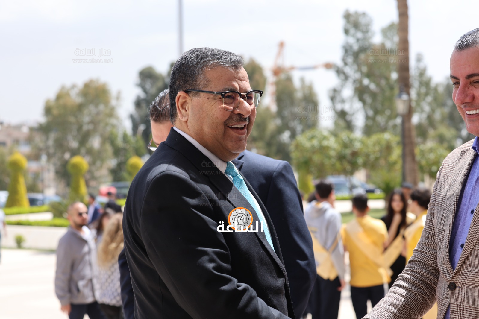 Madar Al-Saa Images 0.5678728312415364