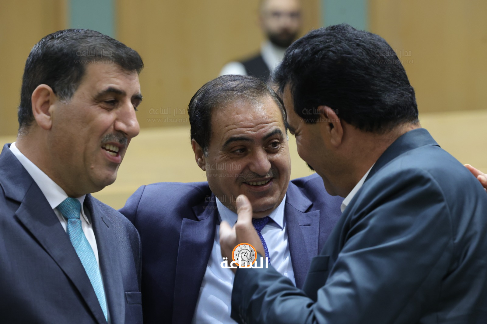 Madar Al-Saa Images 0.009488427795571241