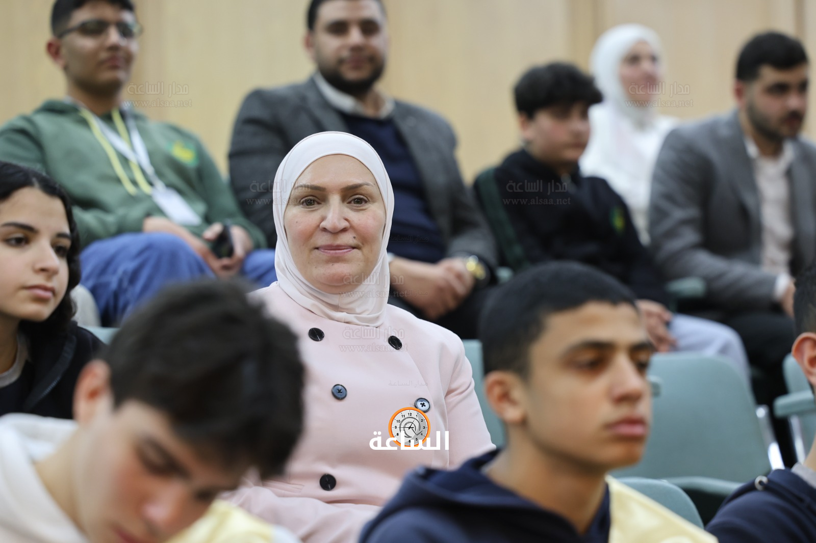 Madar Al-Saa Images 0.5485998330294436