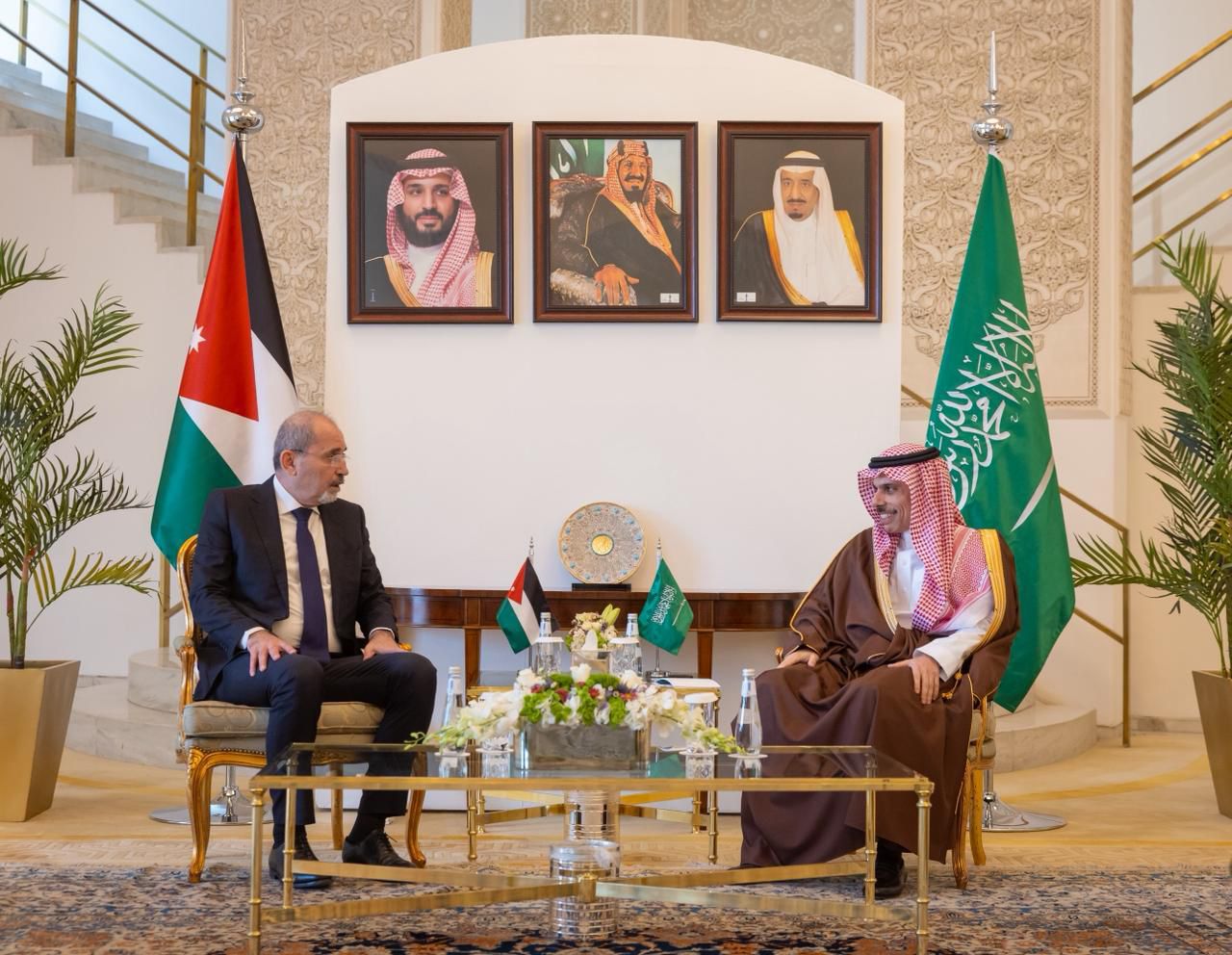 Madar Al-Saa Images 0.7935204820079508