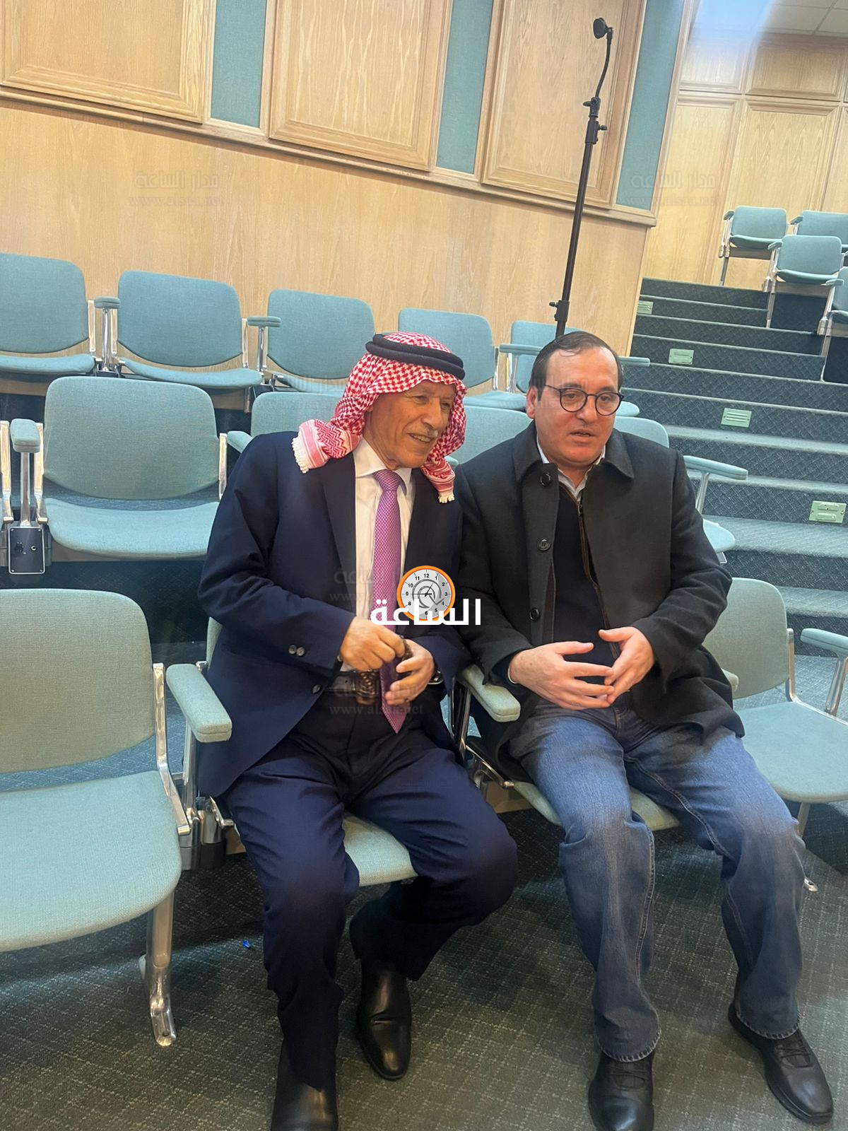 Madar Al-Saa Images 0.9977391185499911