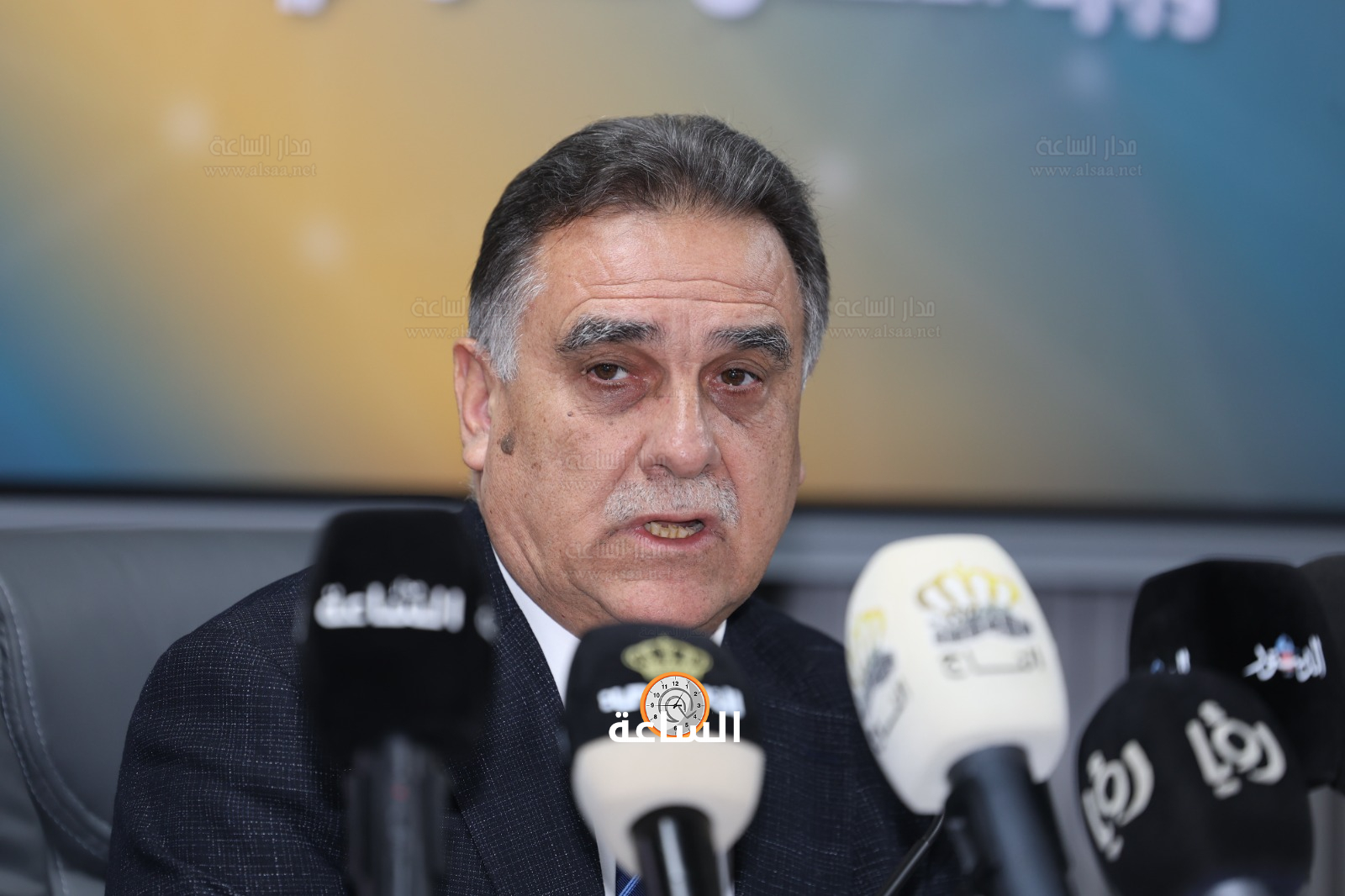 Madar Al-Saa Images 0.9846360639266206