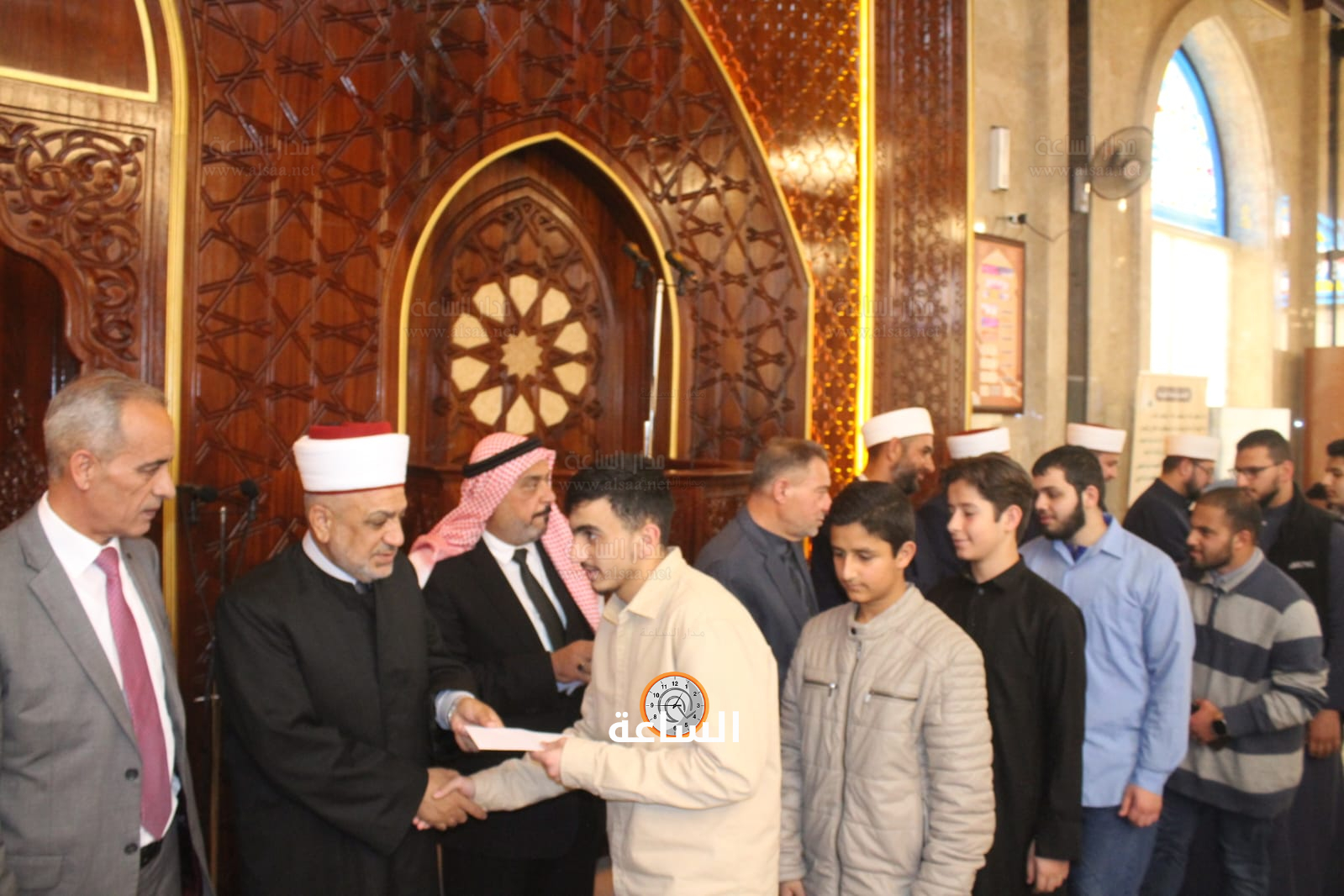 Madar Al-Saa Images 0.11790680332362324