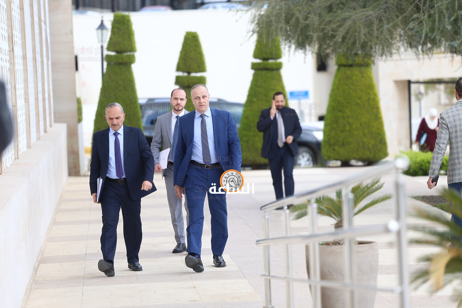 Madar Al-Saa Images 0.36125709892636404