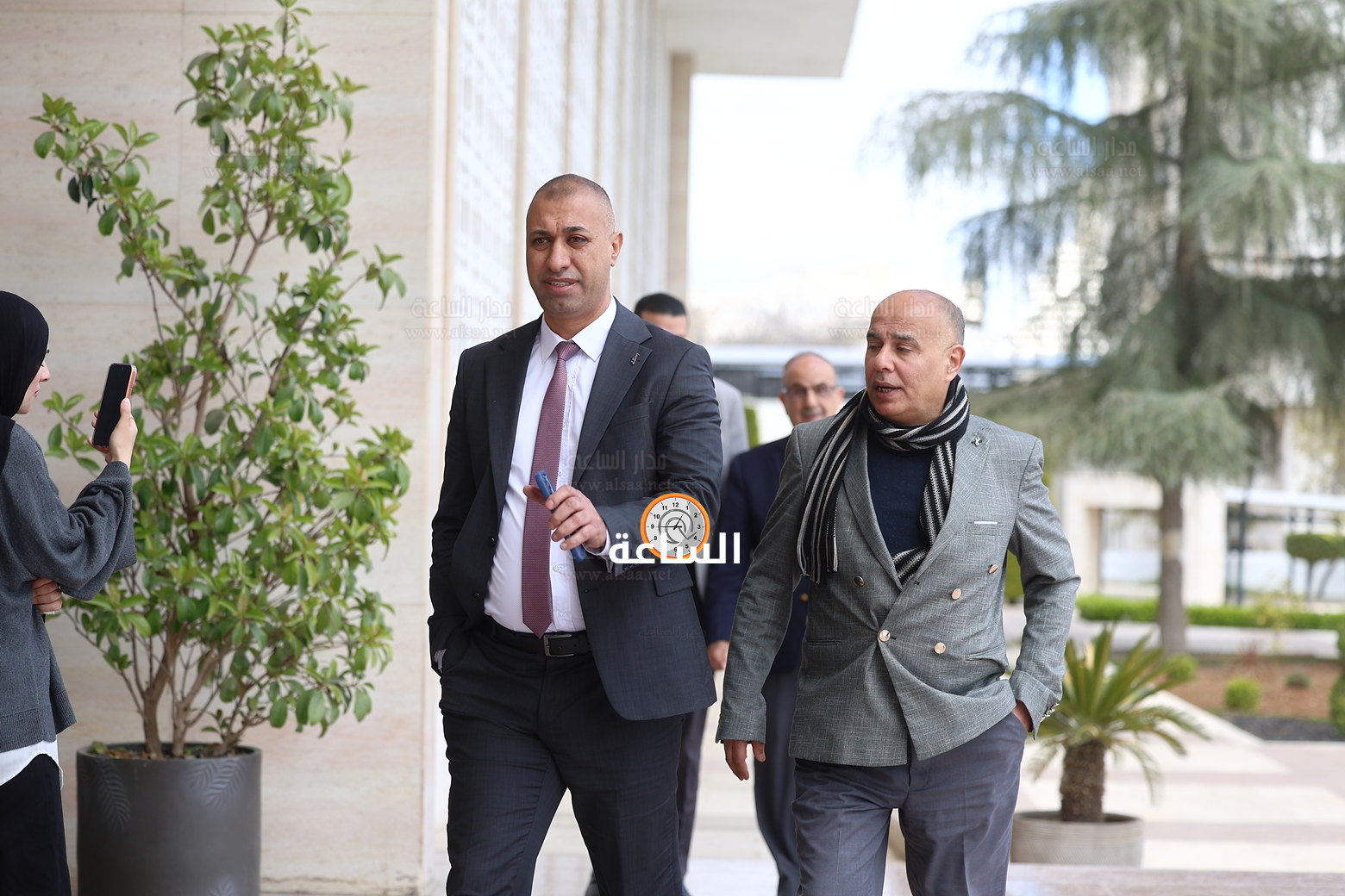 Madar Al-Saa Images 0.7776343489828534