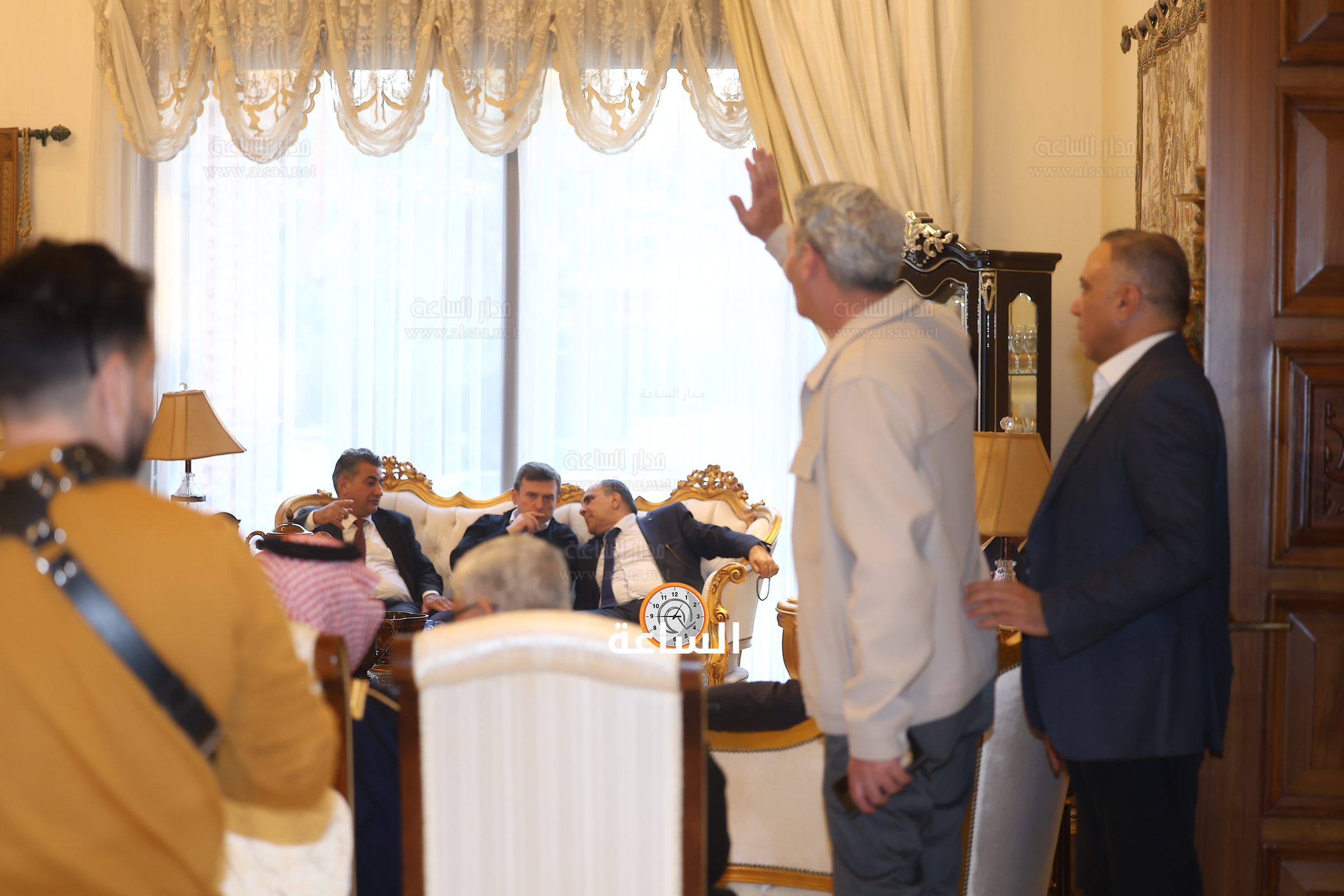 Madar Al-Saa Images 0.32220971572480717