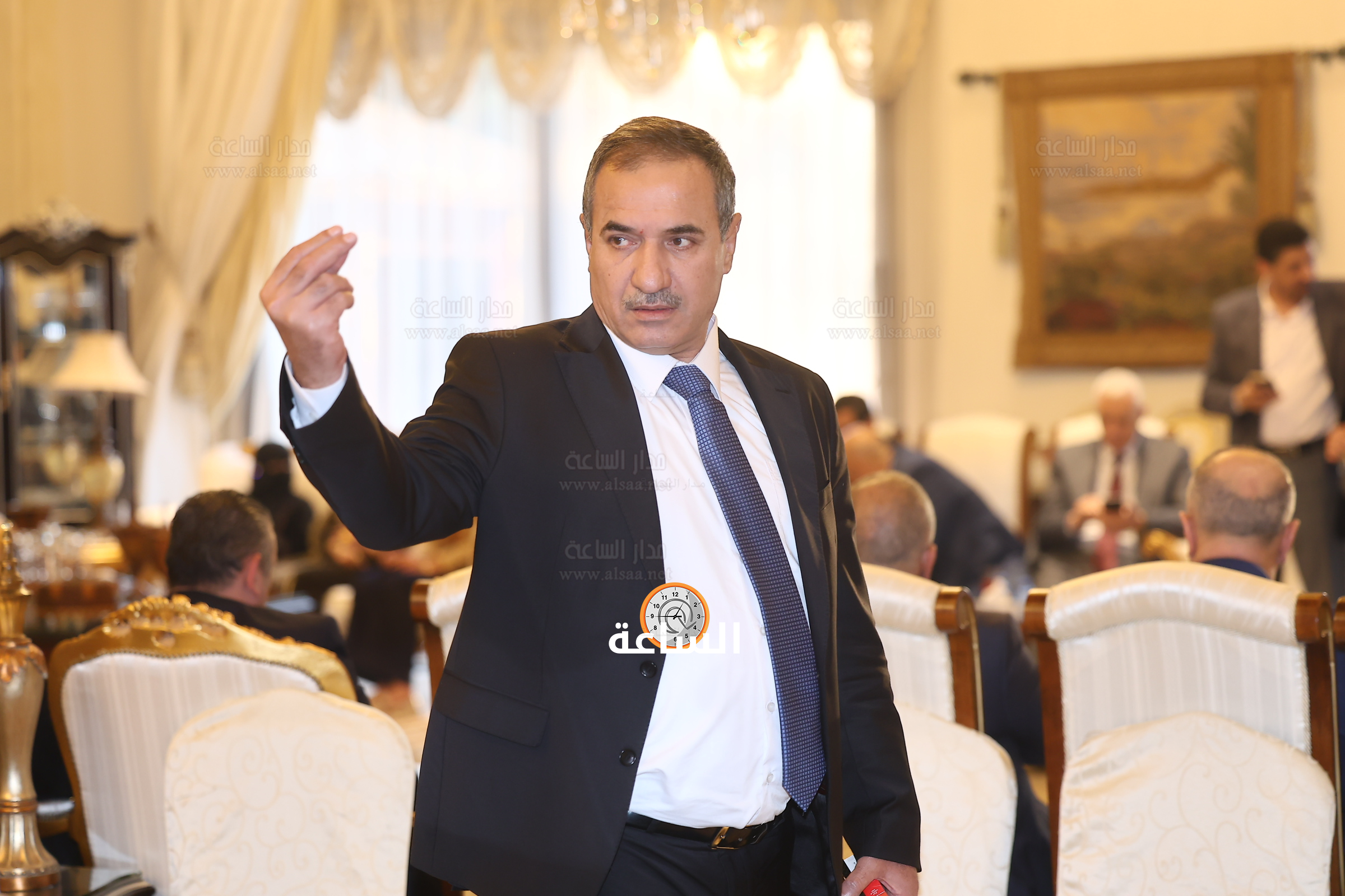 Madar Al-Saa Images 0.1569564108526148