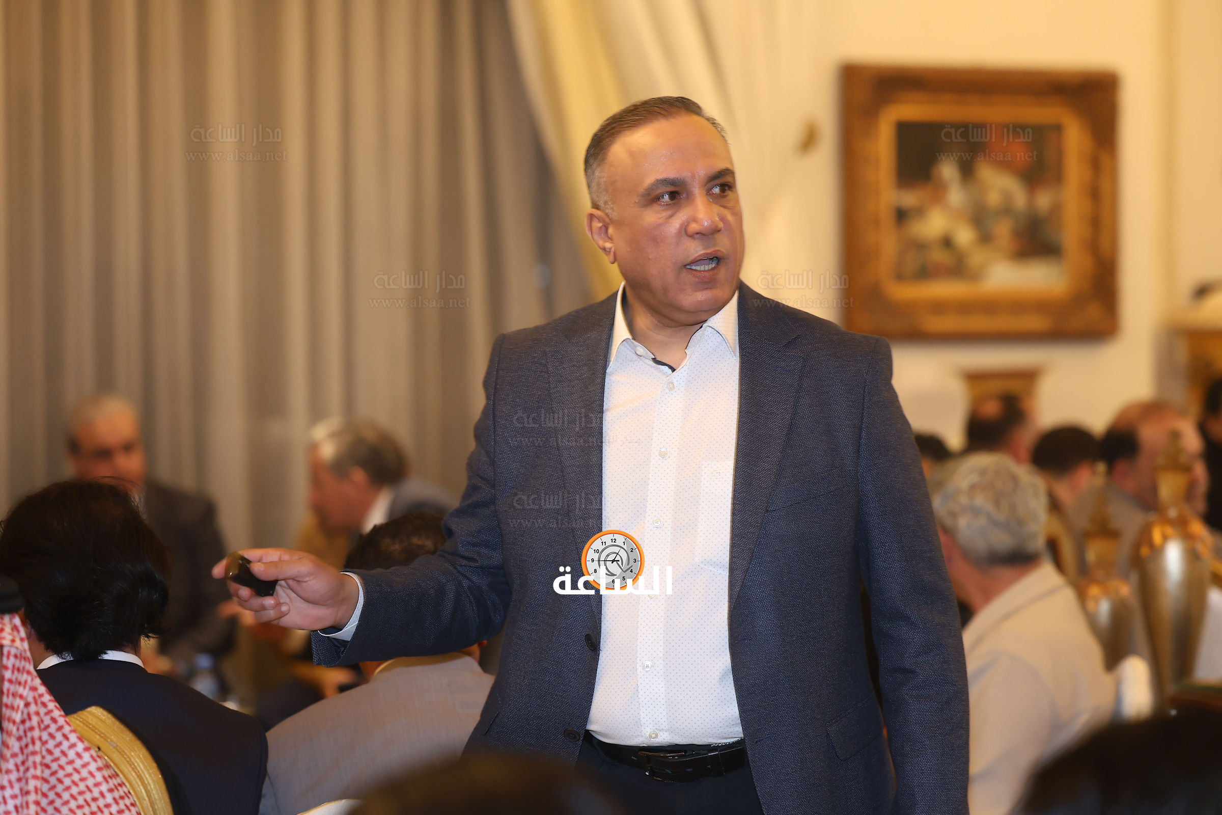 Madar Al-Saa Images 0.908224542333318