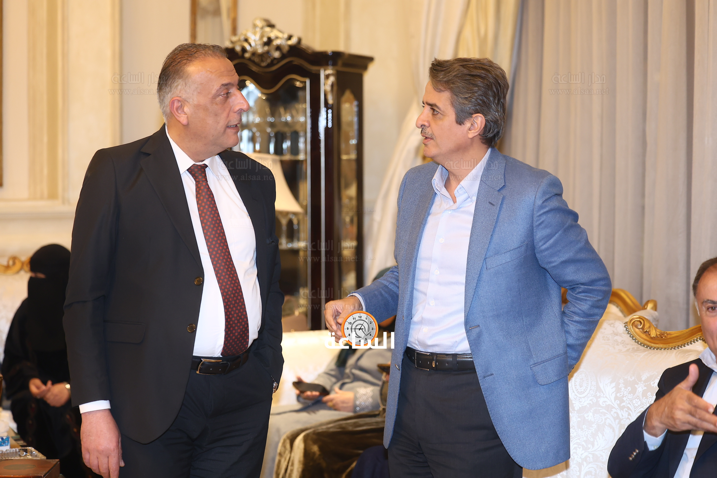 Madar Al-Saa Images 0.4104139556502261