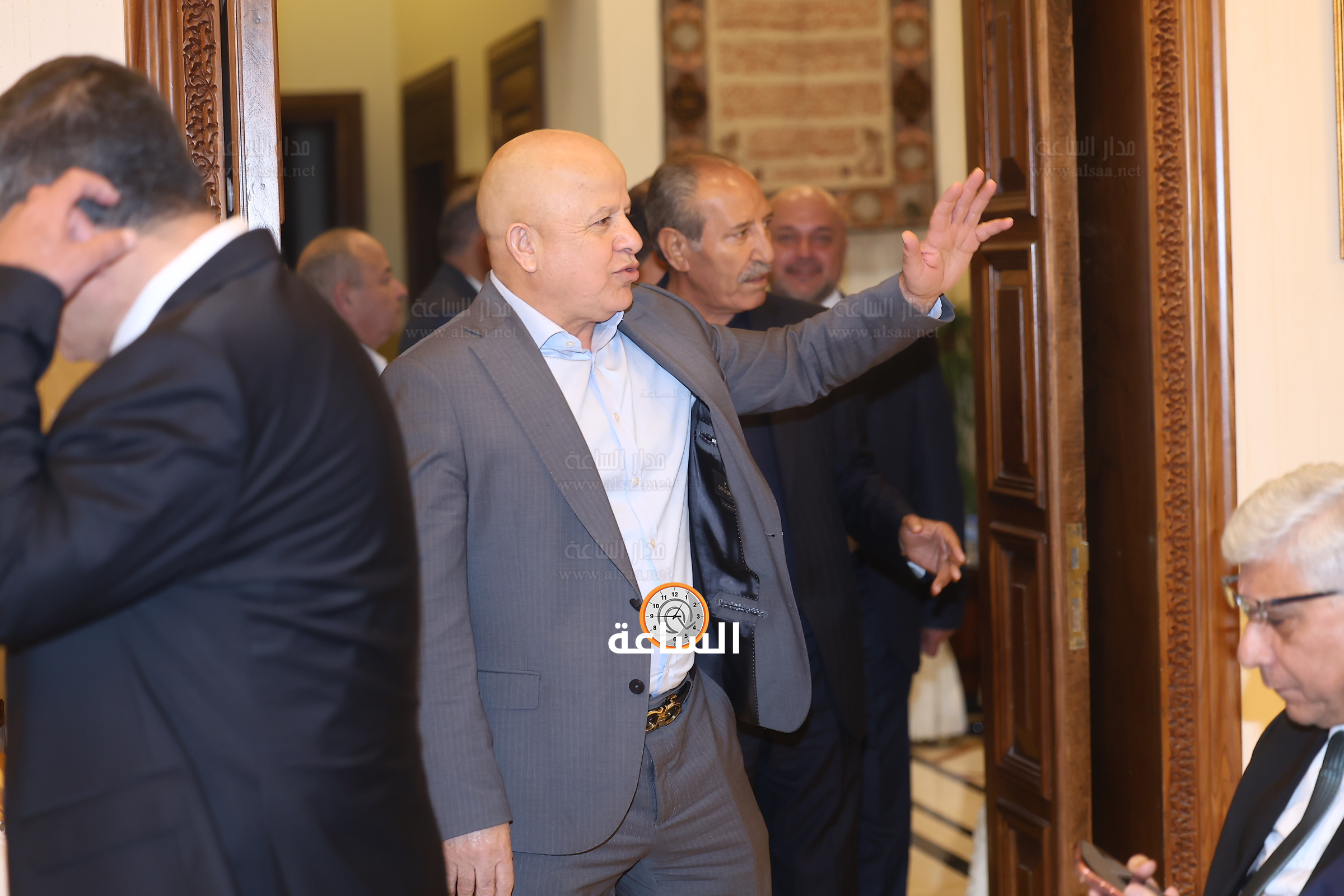 Madar Al-Saa Images 0.7172836058843944