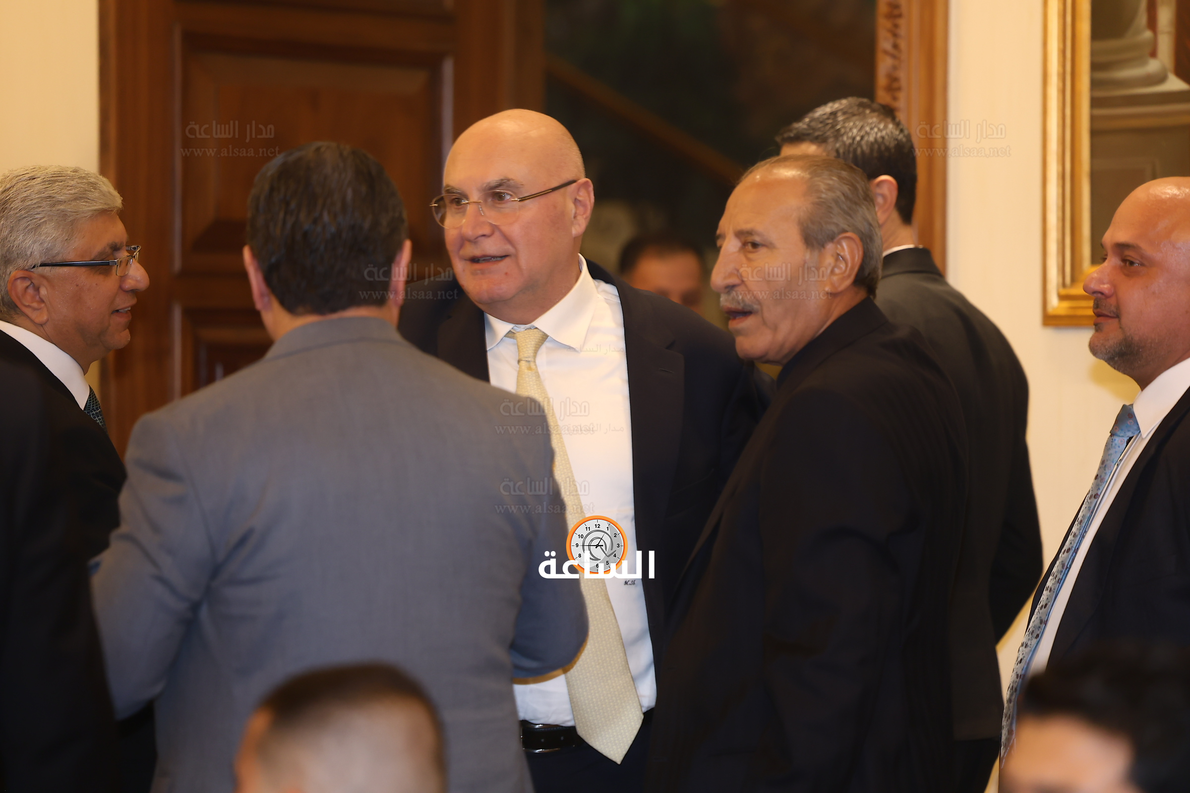 Madar Al-Saa Images 0.8807247626398031