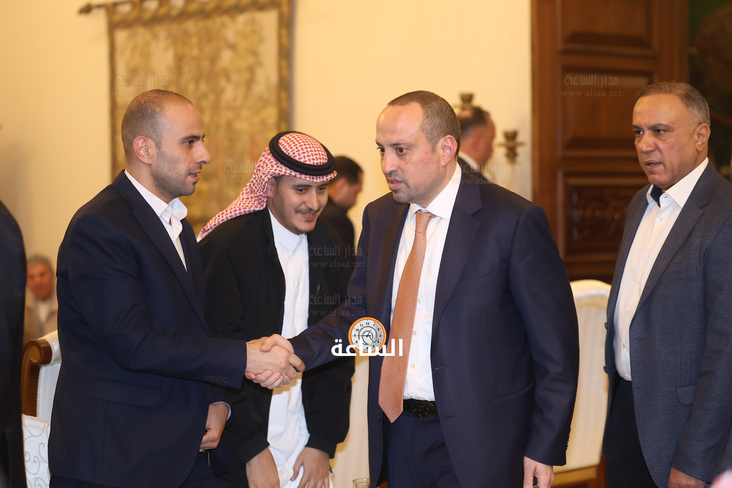 Madar Al-Saa Images 0.9020871831448554