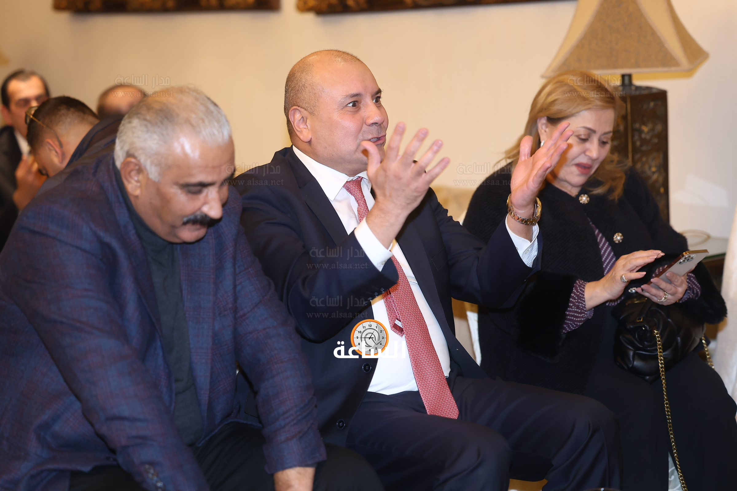 Madar Al-Saa Images 0.32921445113959014