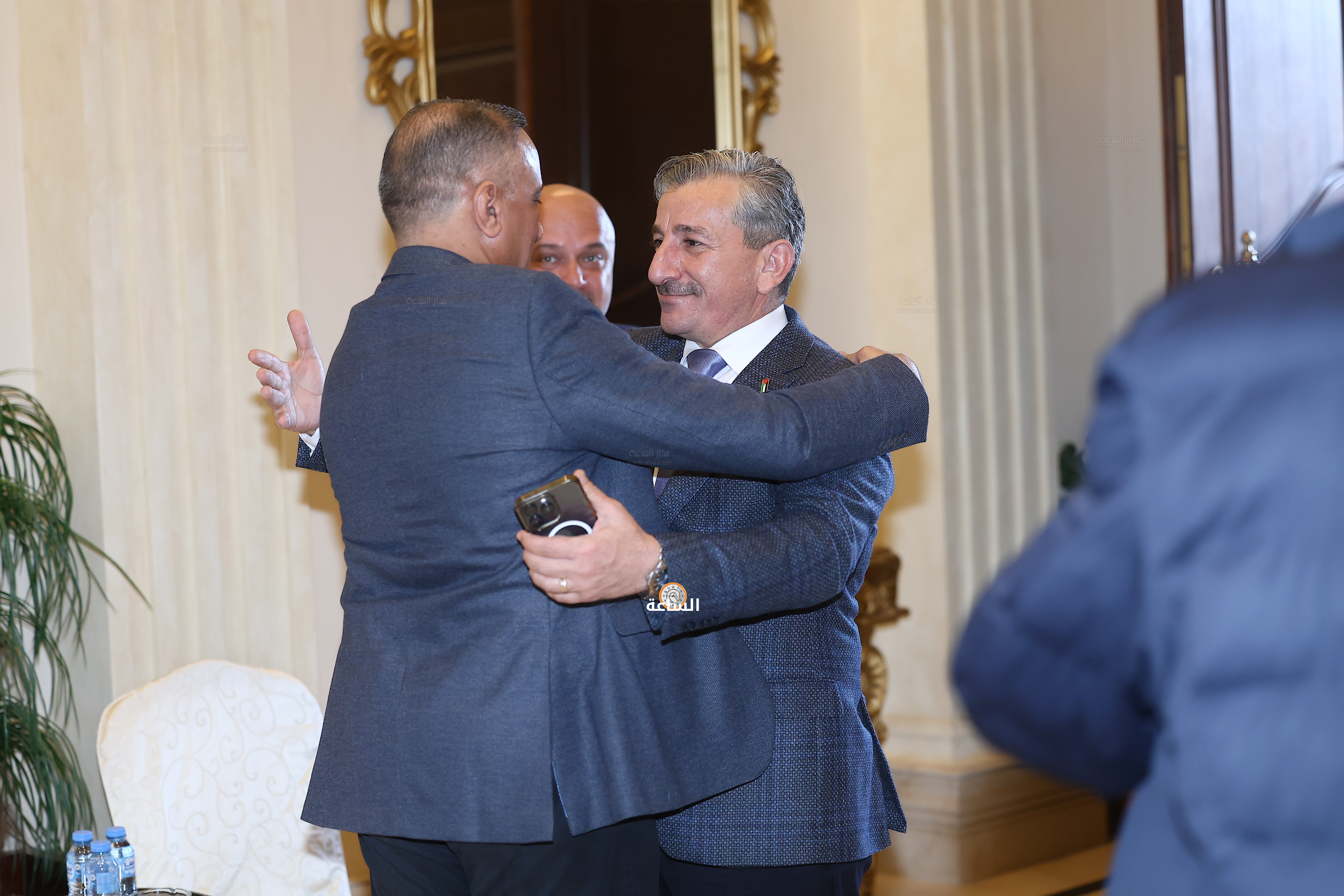 Madar Al-Saa Images 0.16501143984132416