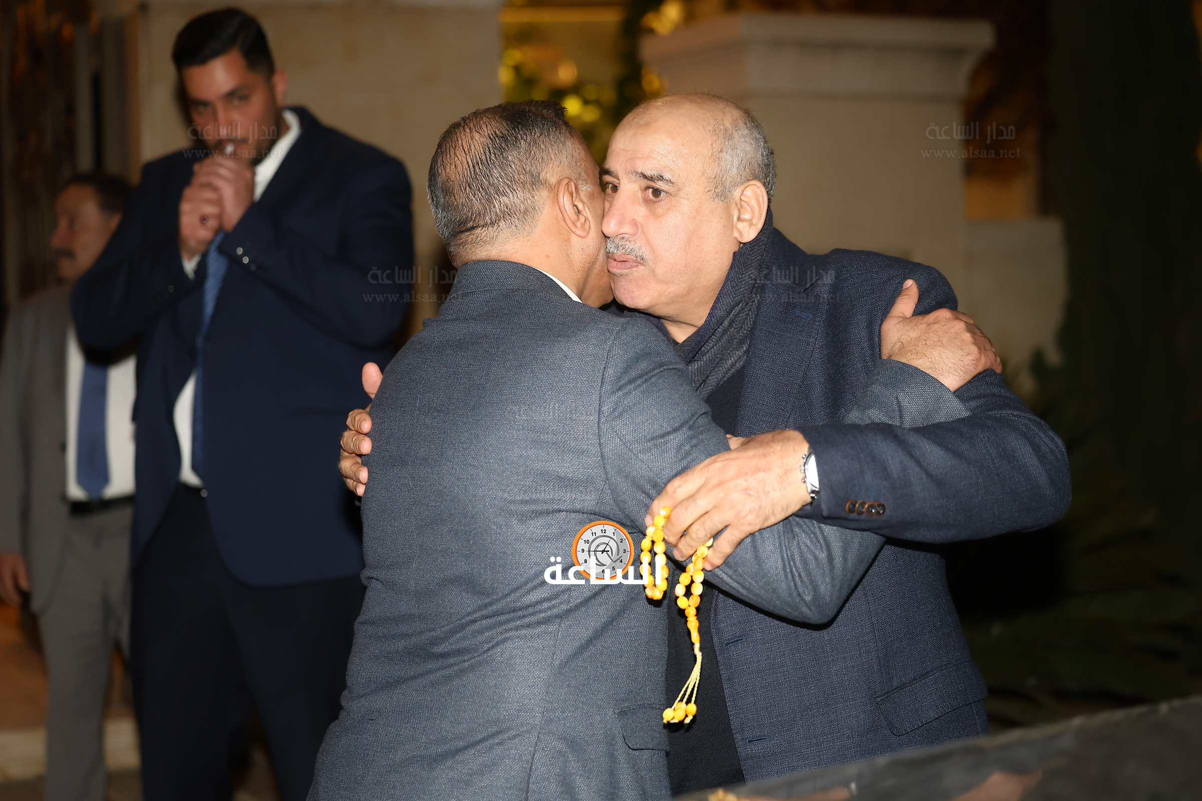 Madar Al-Saa Images 0.40425061641151394