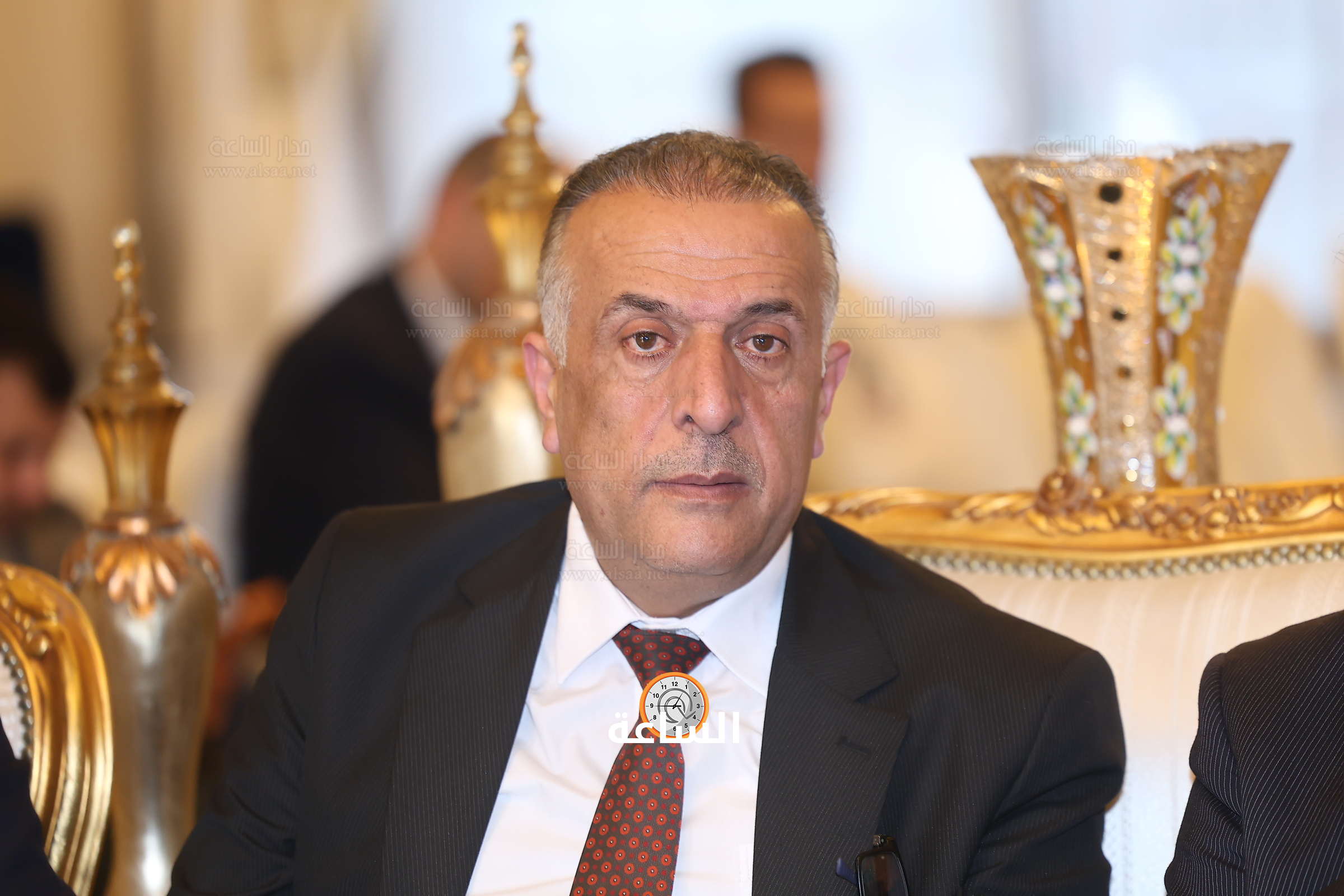 Madar Al-Saa Images 0.4497125428890004