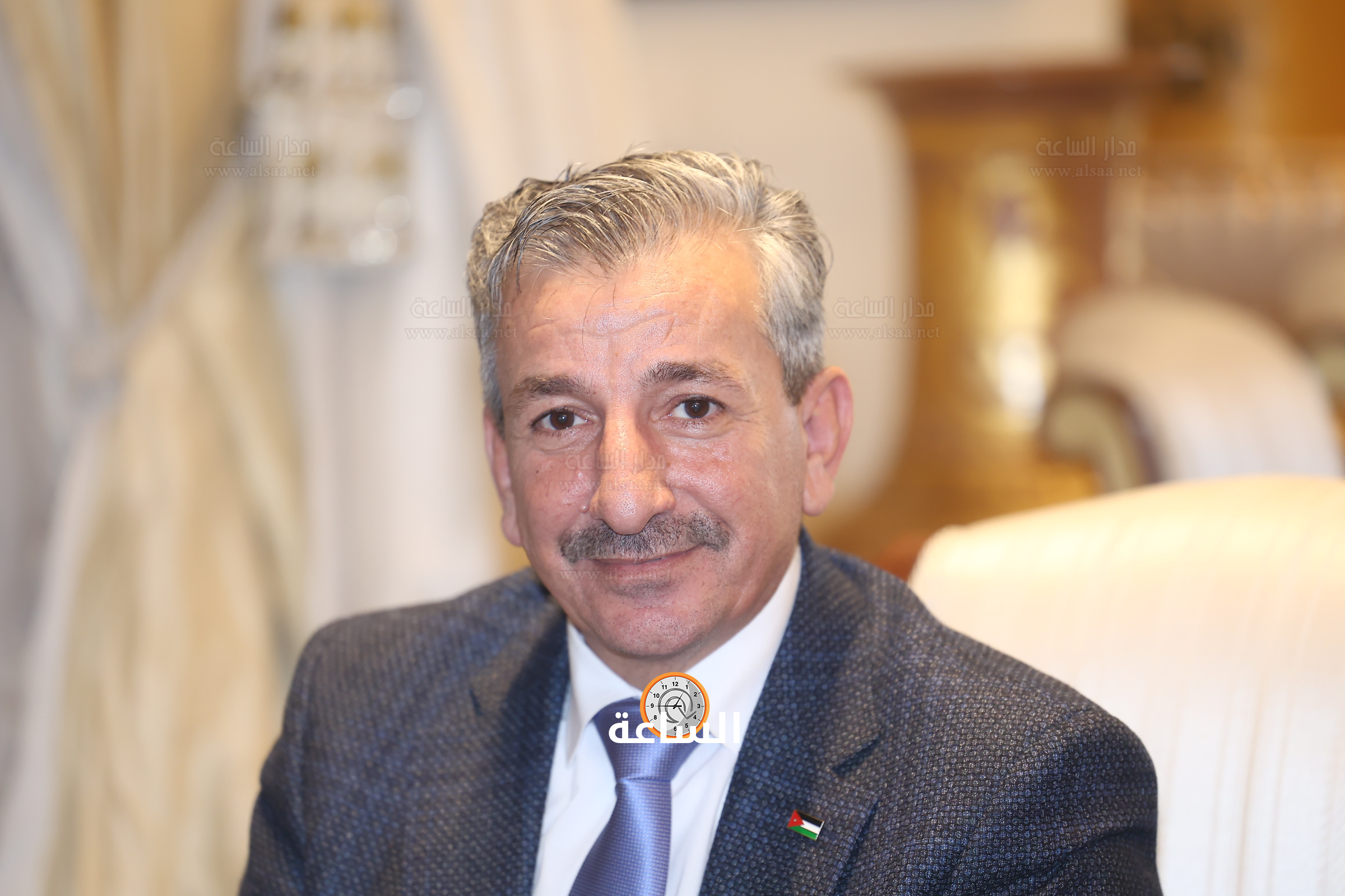 Madar Al-Saa Images 0.08339844633867088