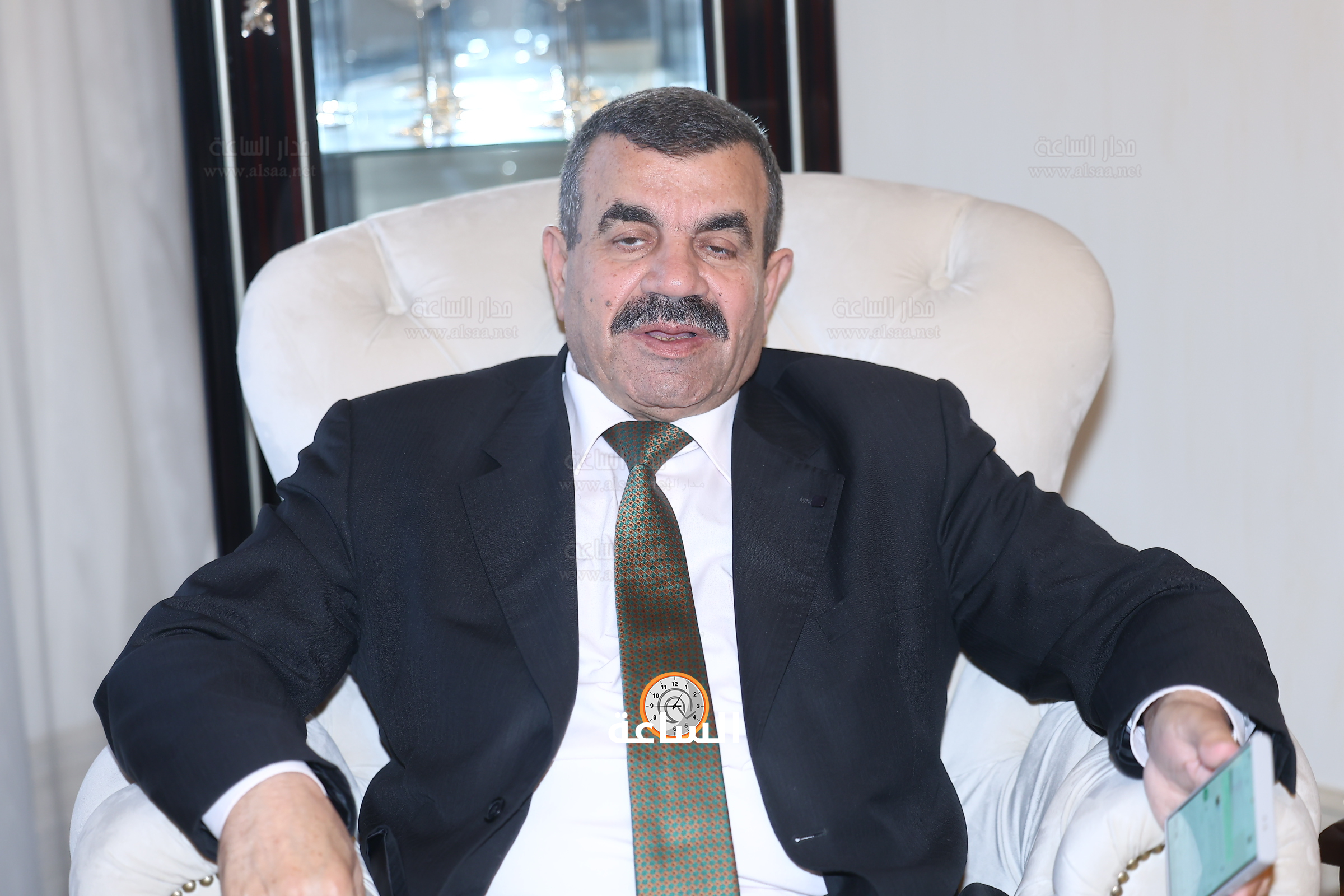 Madar Al-Saa Images 0.6120421297592509