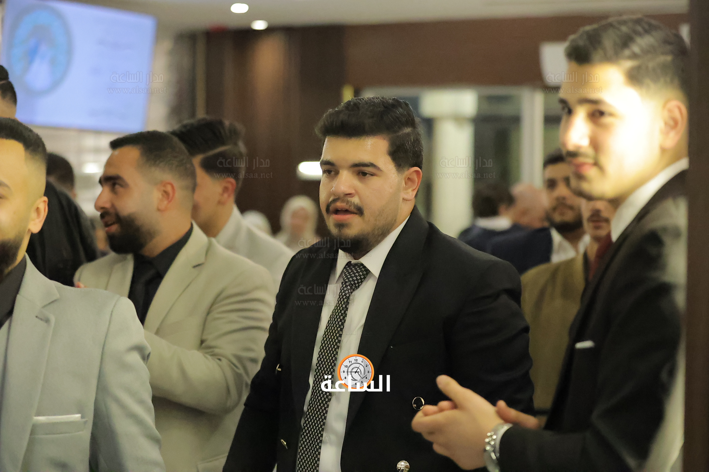 Madar Al-Saa Images 0.5713664414721171