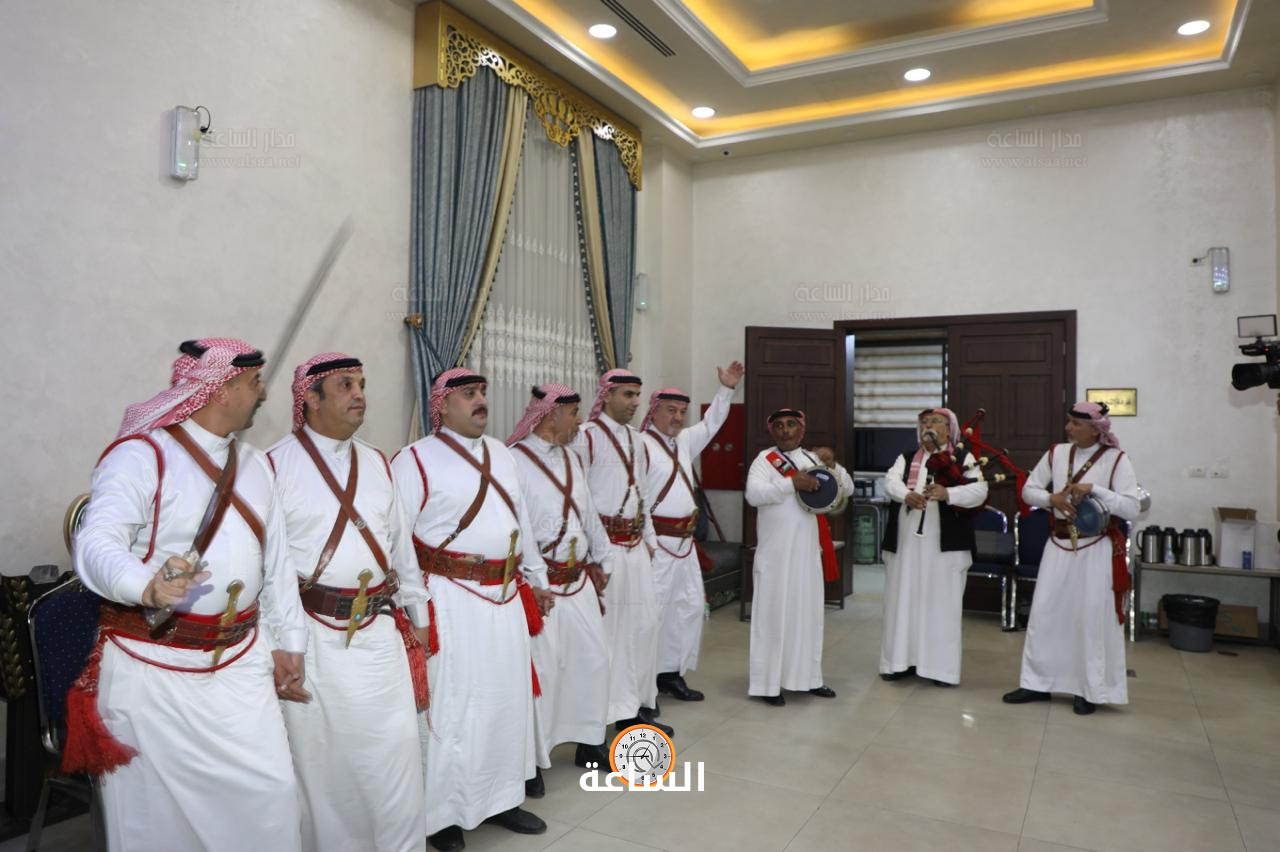 Madar Al-Saa Images 0.8059194988405792