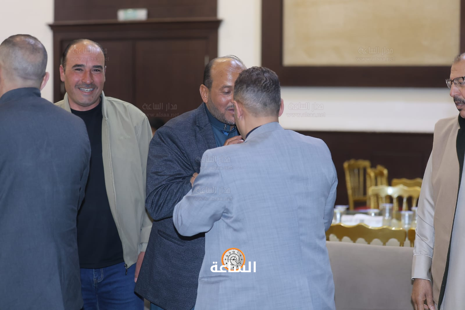 Madar Al-Saa Images 0.4317352289547737