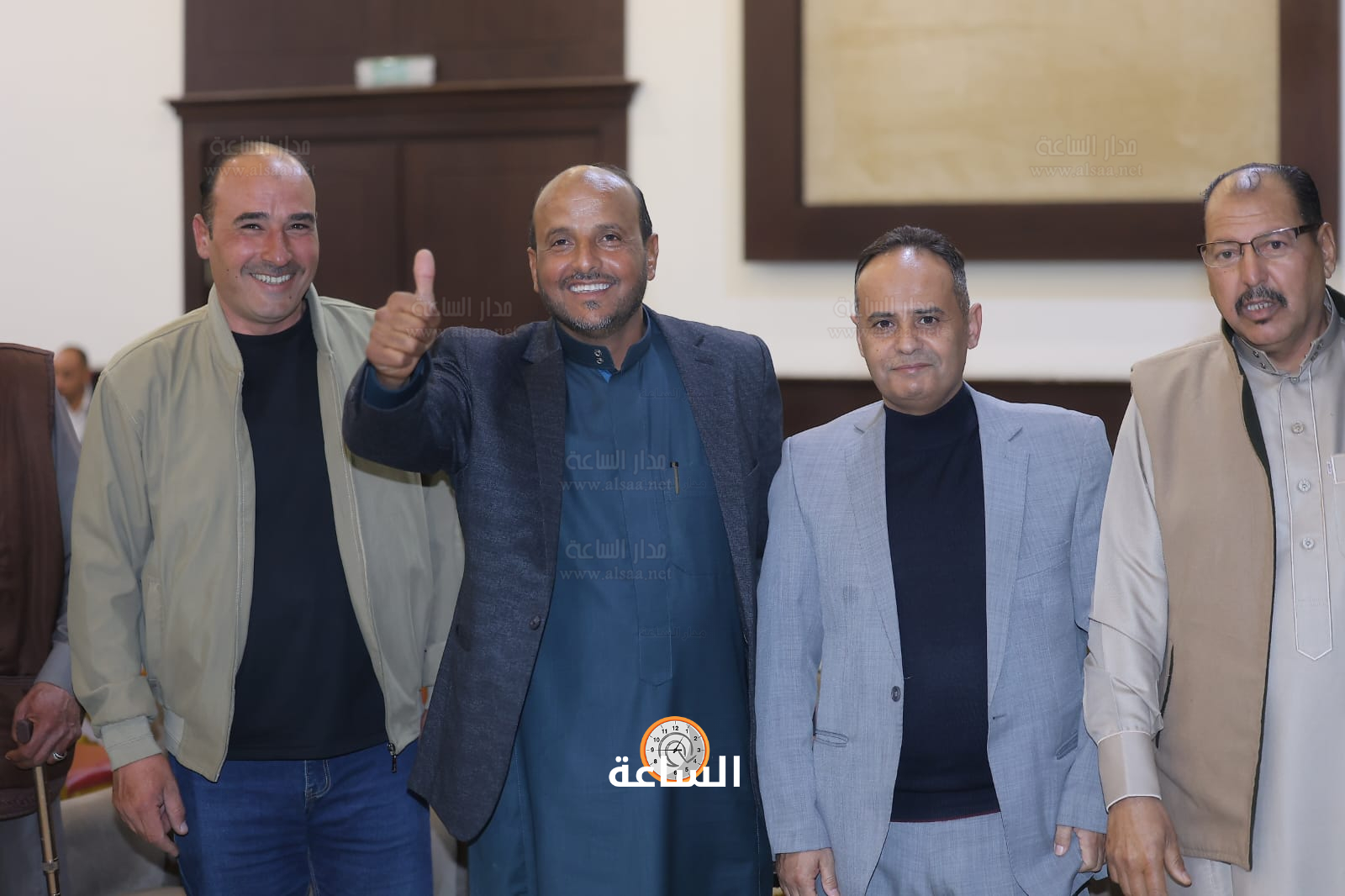 Madar Al-Saa Images 0.35796547815217816