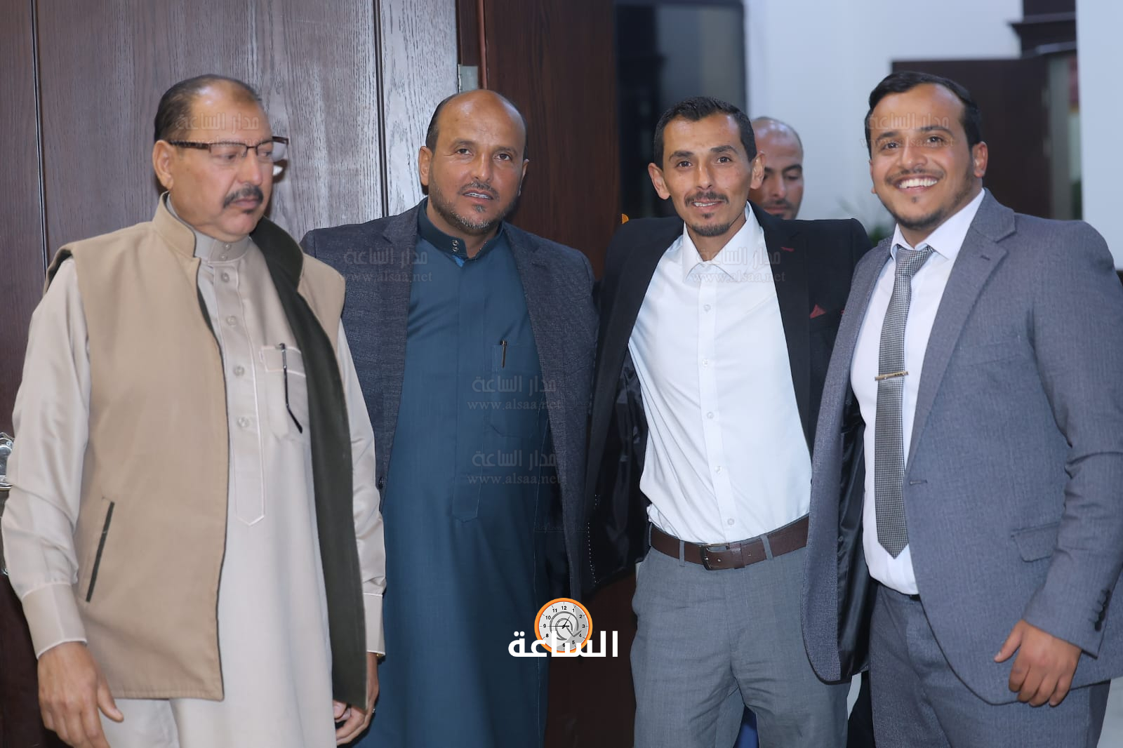 Madar Al-Saa Images 0.9126342743917256