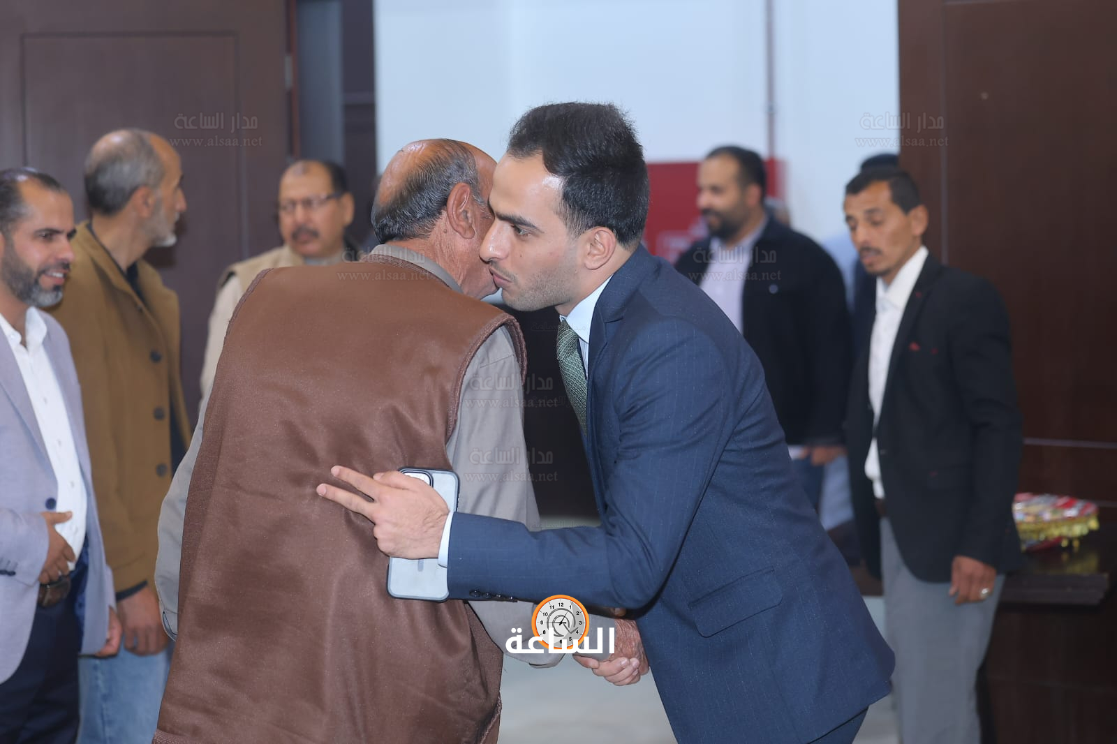 Madar Al-Saa Images 0.7616031550886909