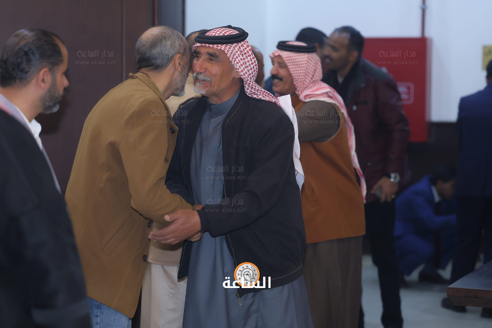 Madar Al-Saa Images 0.8007887518074346