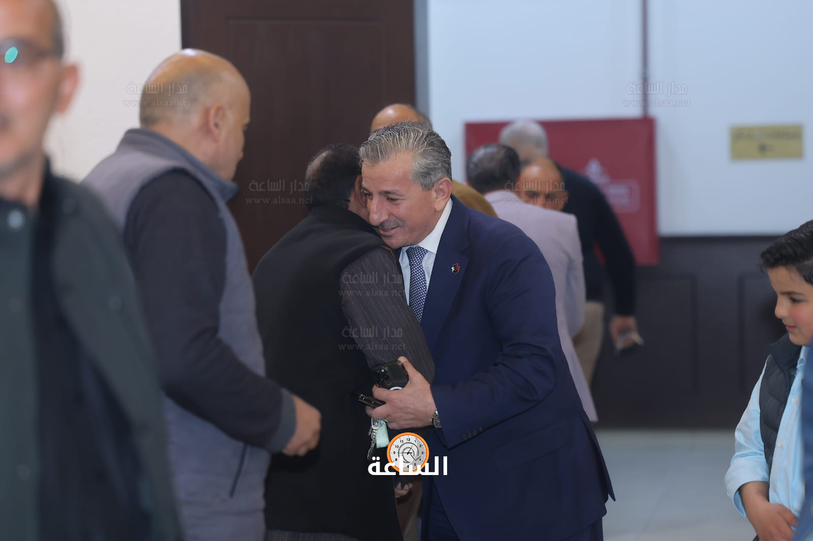 Madar Al-Saa Images 0.8616469523242116