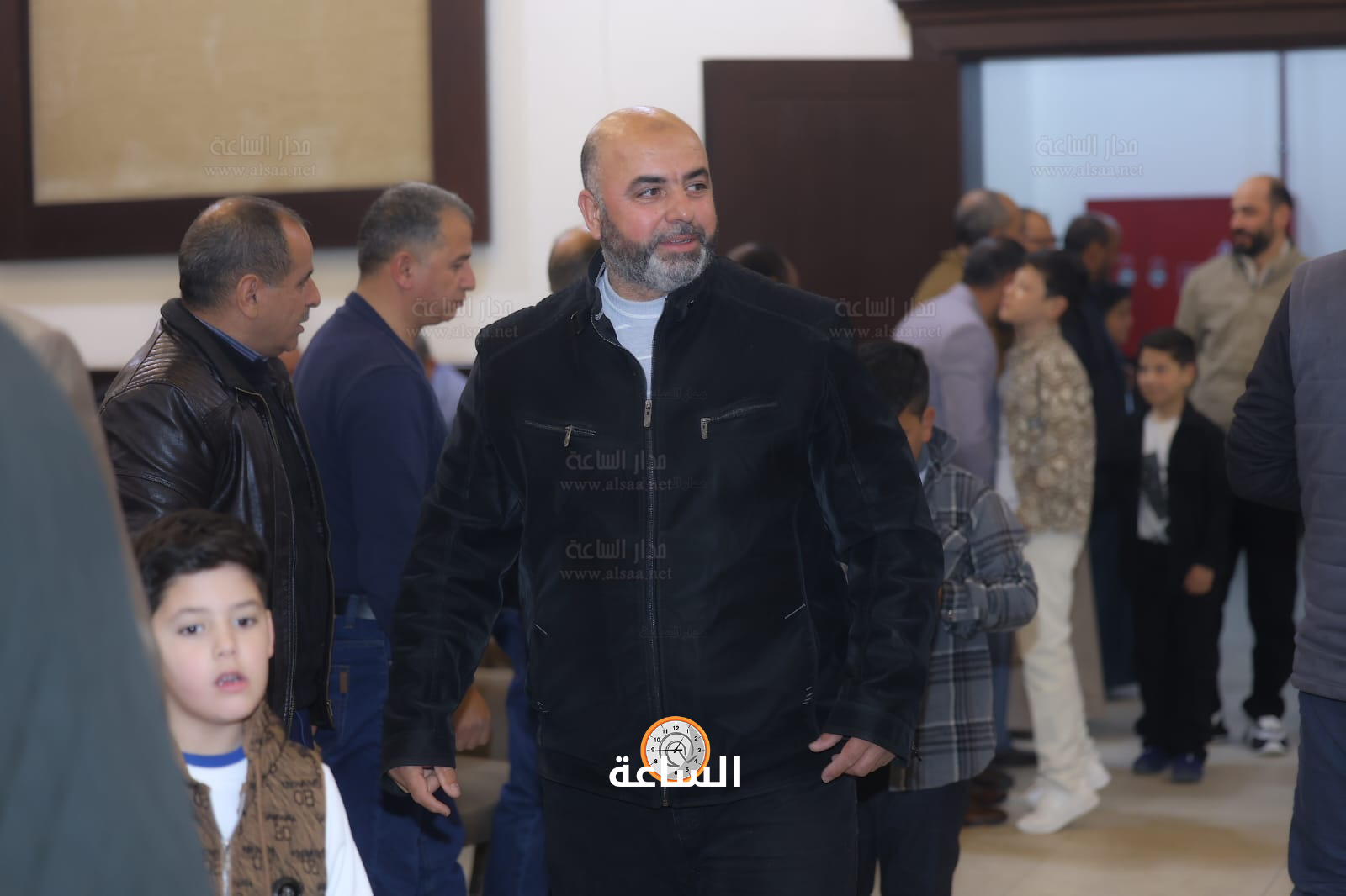 Madar Al-Saa Images 0.8320179322280543