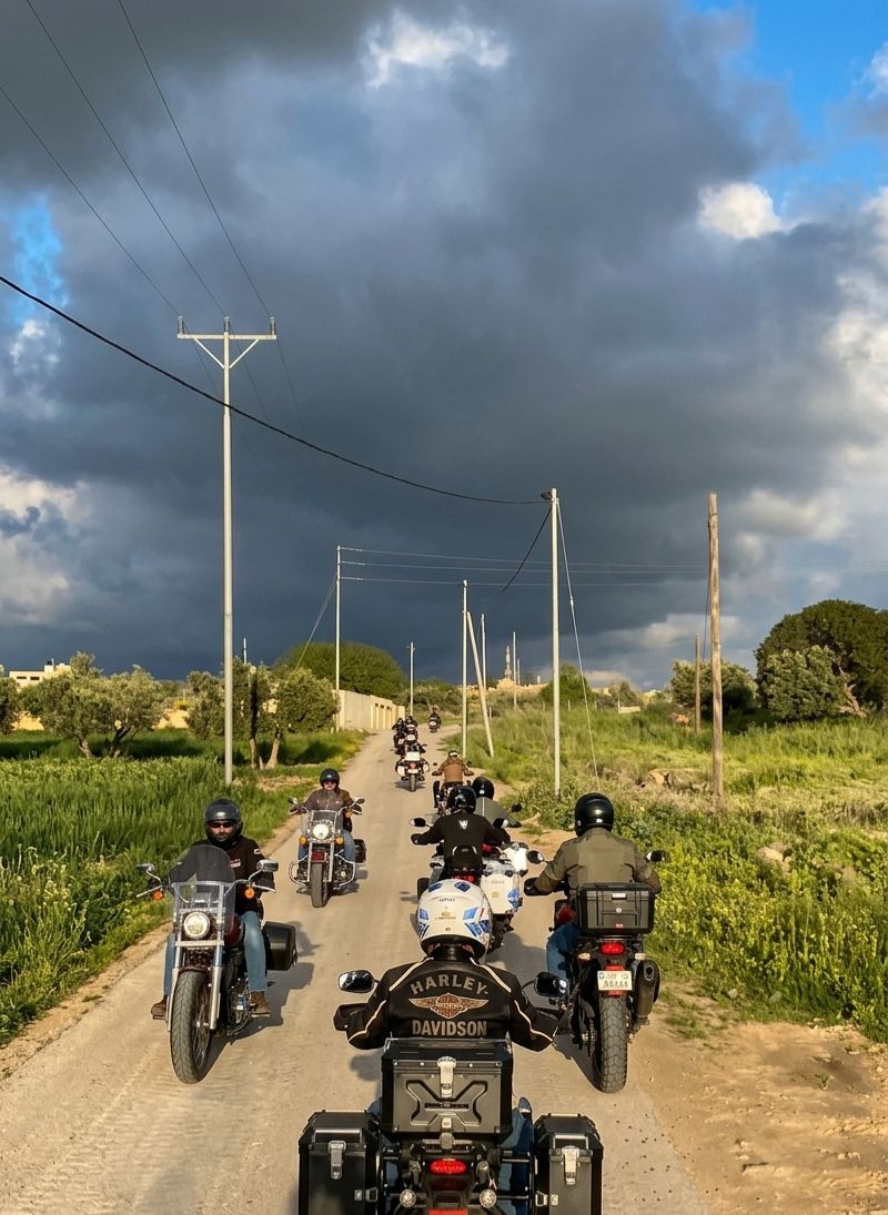 Madar Al-Saa Images 0.6810375563243154