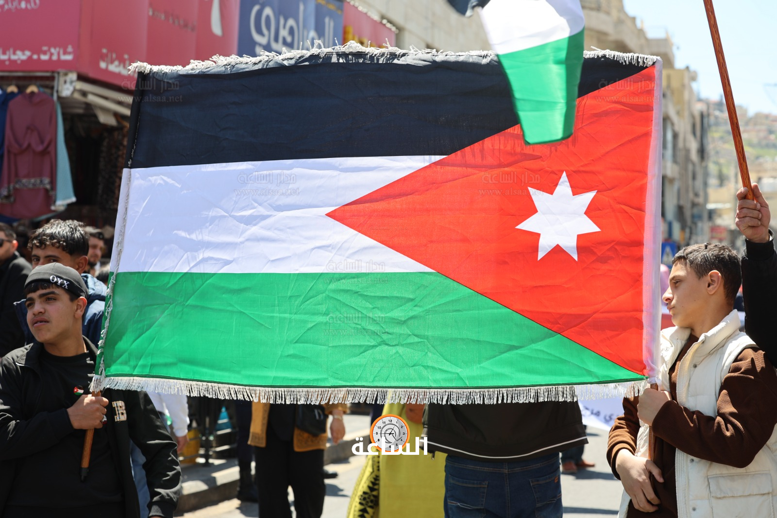 Madar Al-Saa Images 0.6048475502715658