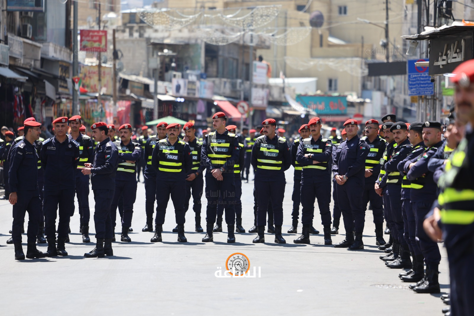 Madar Al-Saa Images 0.03952172558401712