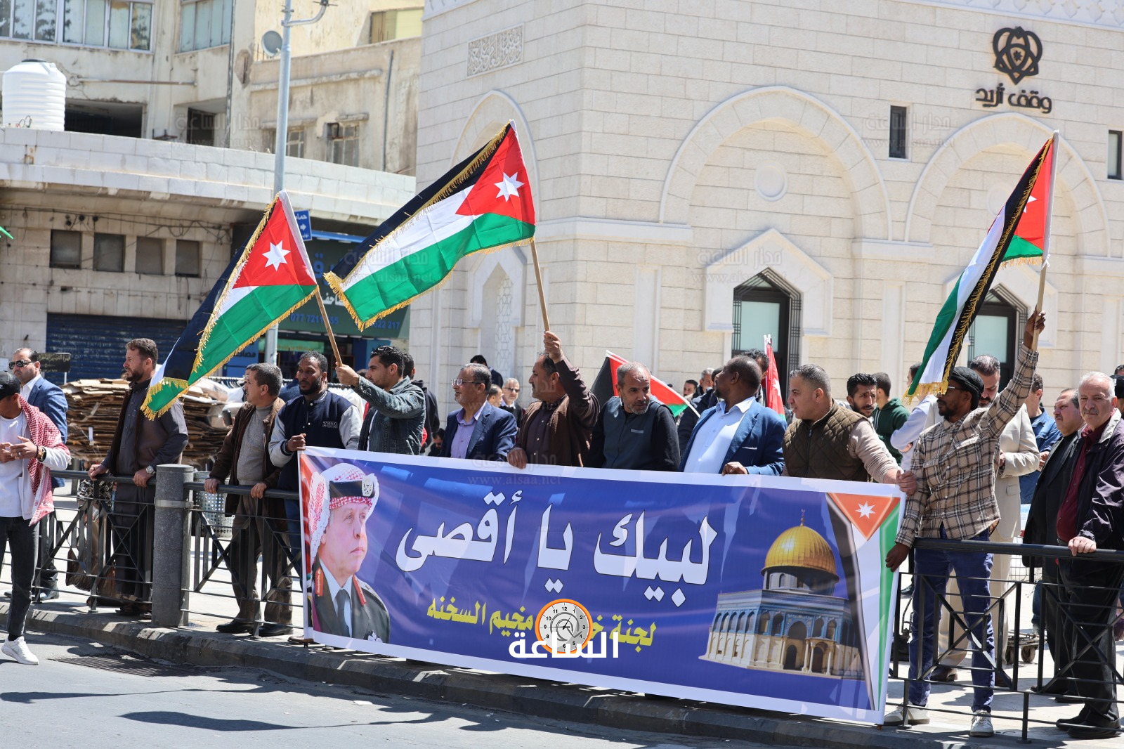 Madar Al-Saa Images 0.9125774444263727