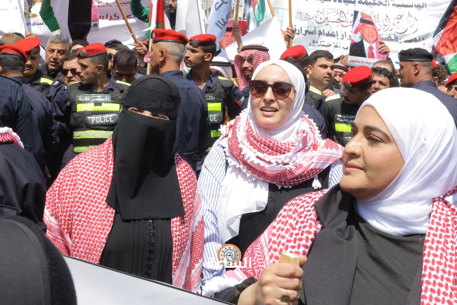 Madar Al-Saa Images 0.4534321627058786