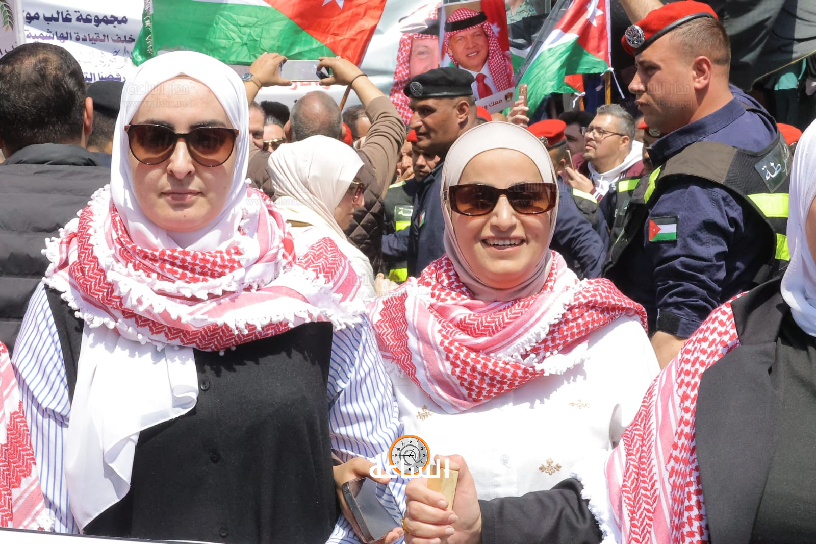 Madar Al-Saa Images 0.7171646000227224