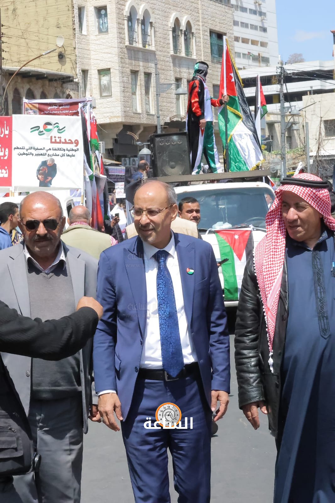 Madar Al-Saa Images 0.7407893740312635