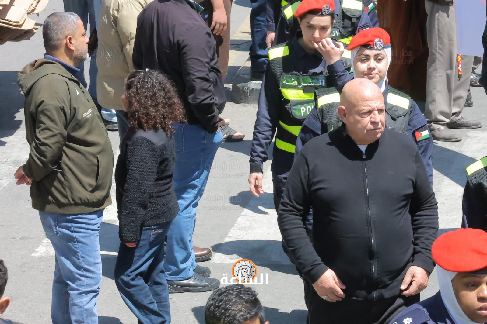 Madar Al-Saa Images 0.28446431836754327