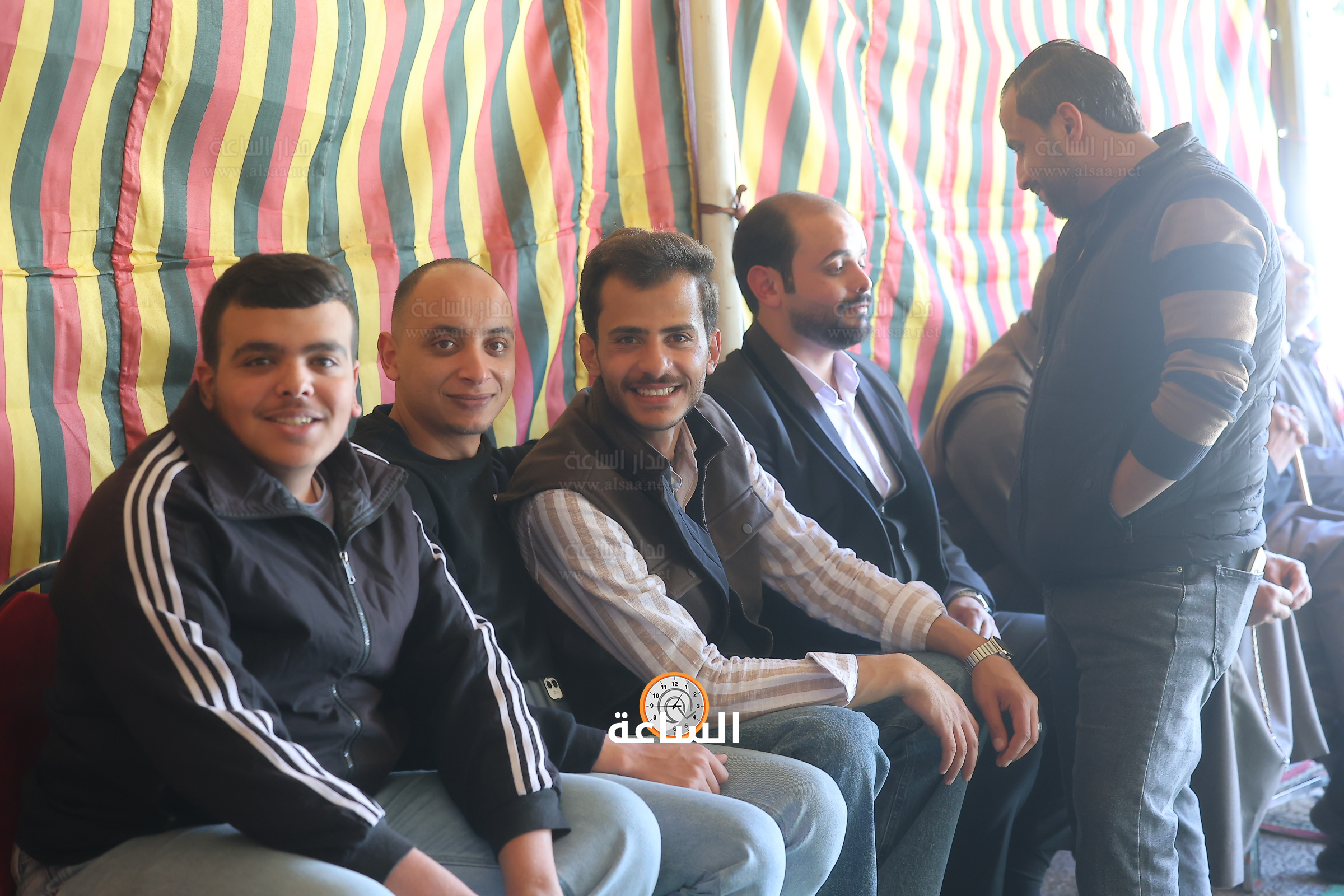 Madar Al-Saa Images 0.9621115617808322