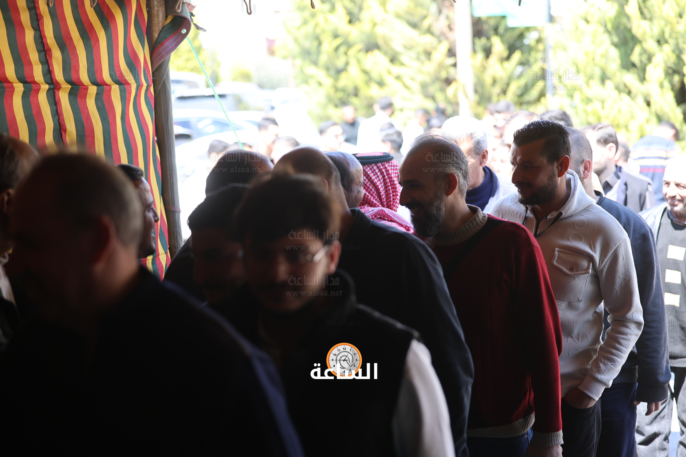 Madar Al-Saa Images 0.5351983720495057