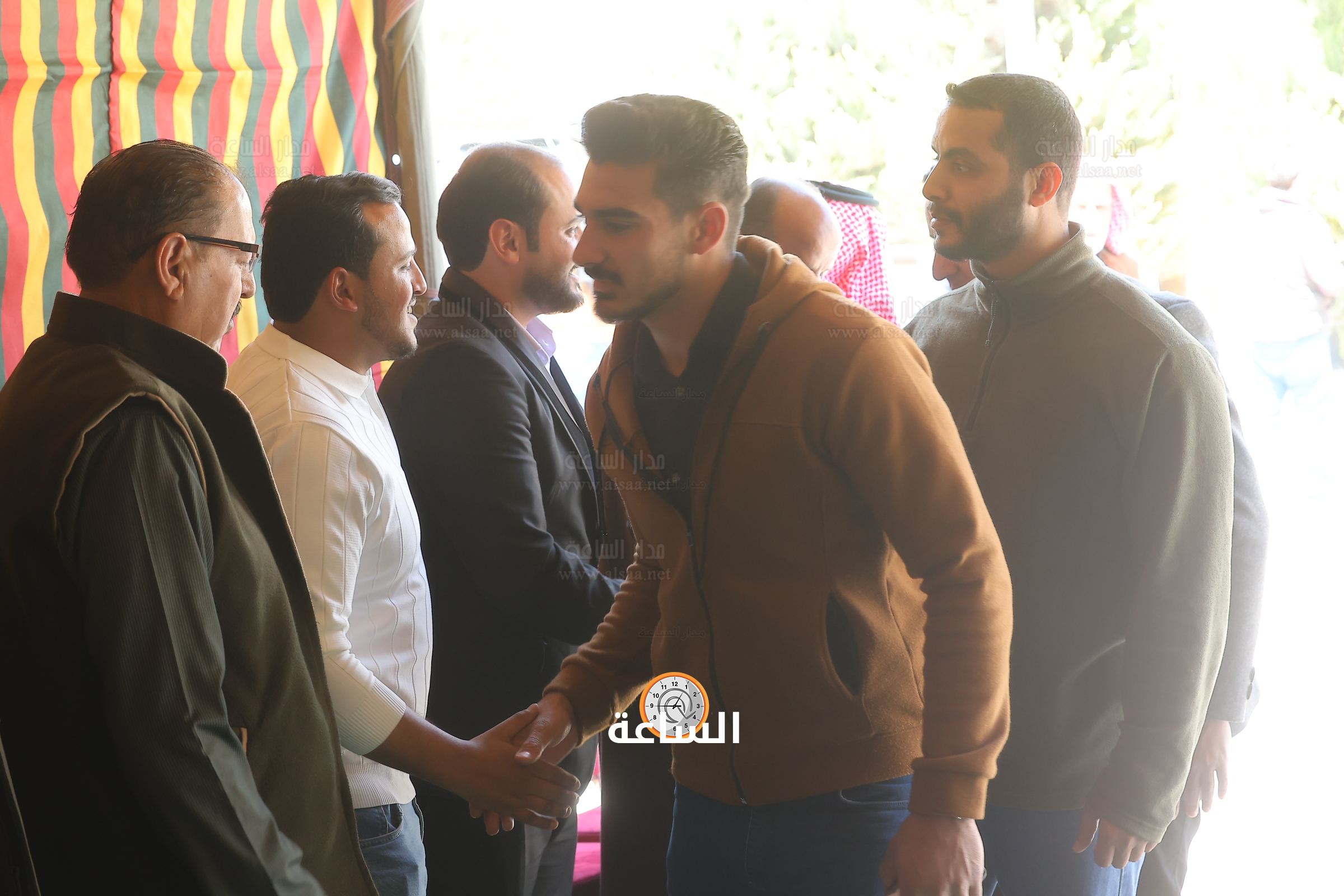 Madar Al-Saa Images 0.09350440966269569