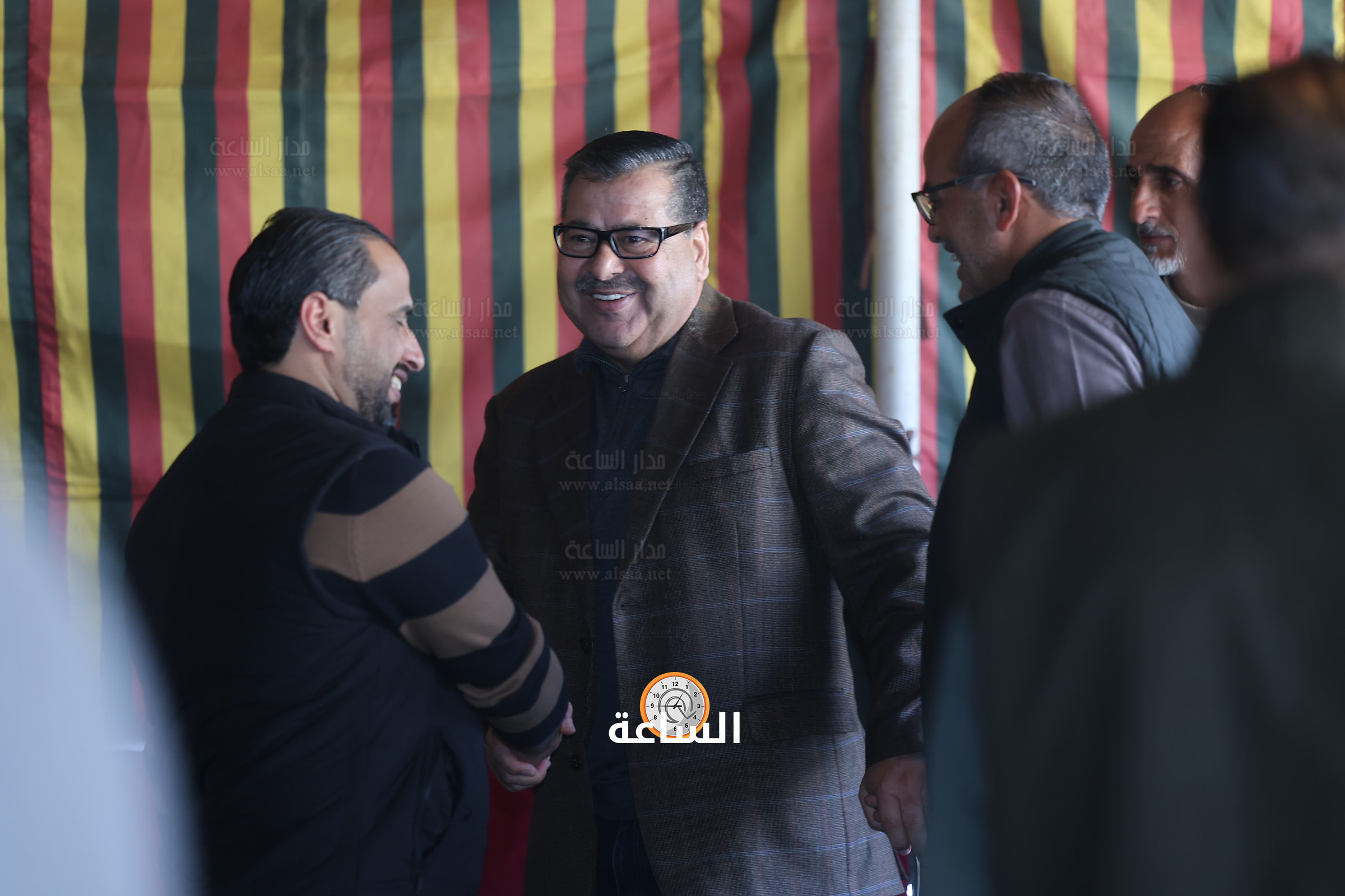 Madar Al-Saa Images 0.9901067434422843