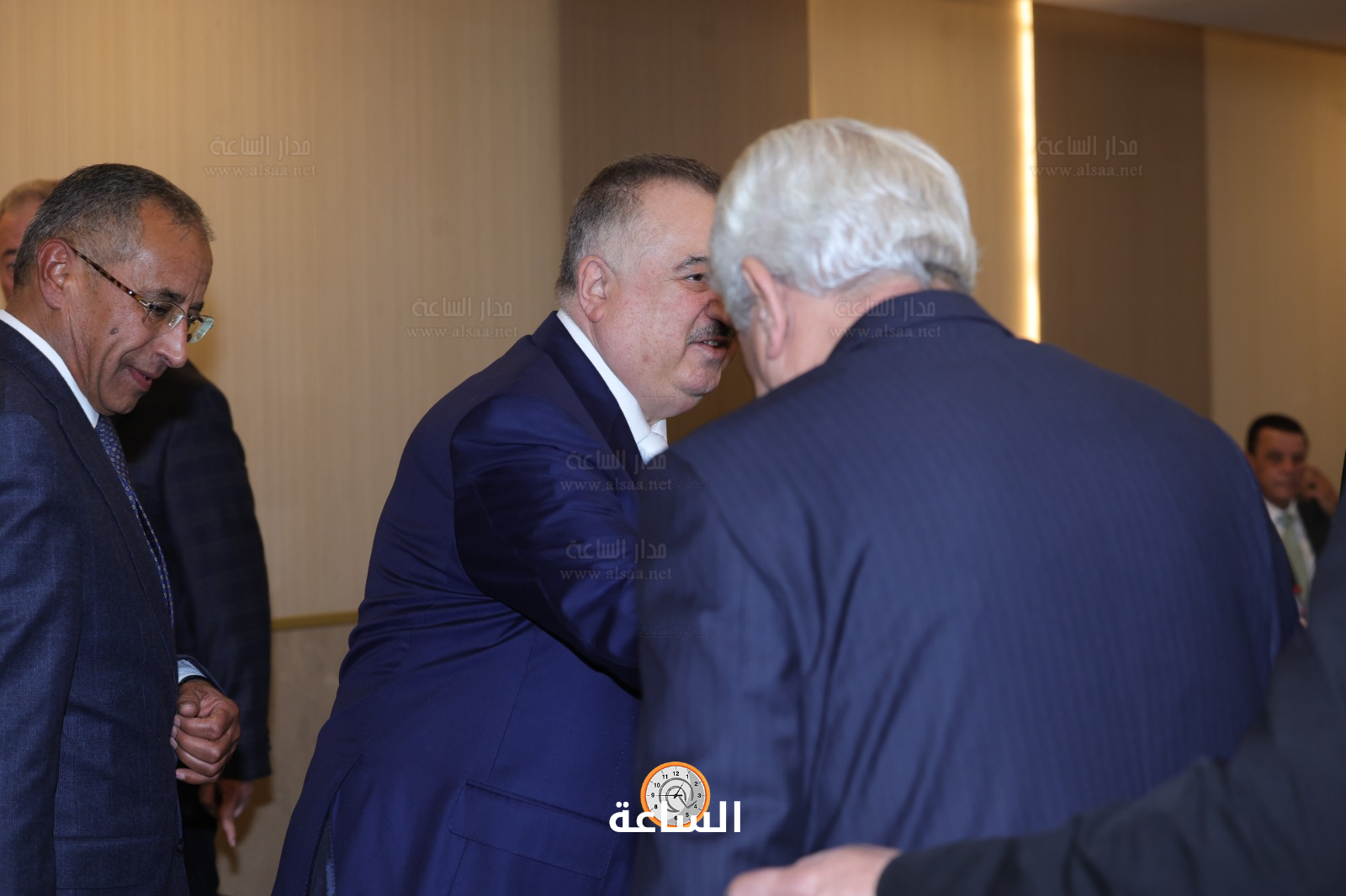 Madar Al-Saa Images 0.8515978008482009