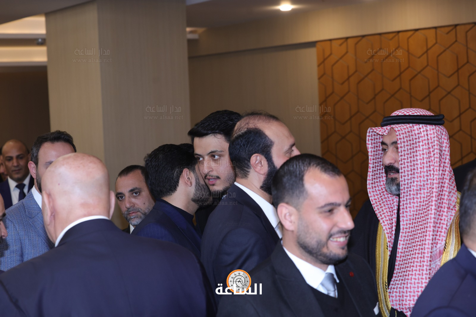 Madar Al-Saa Images 0.5966493605321045