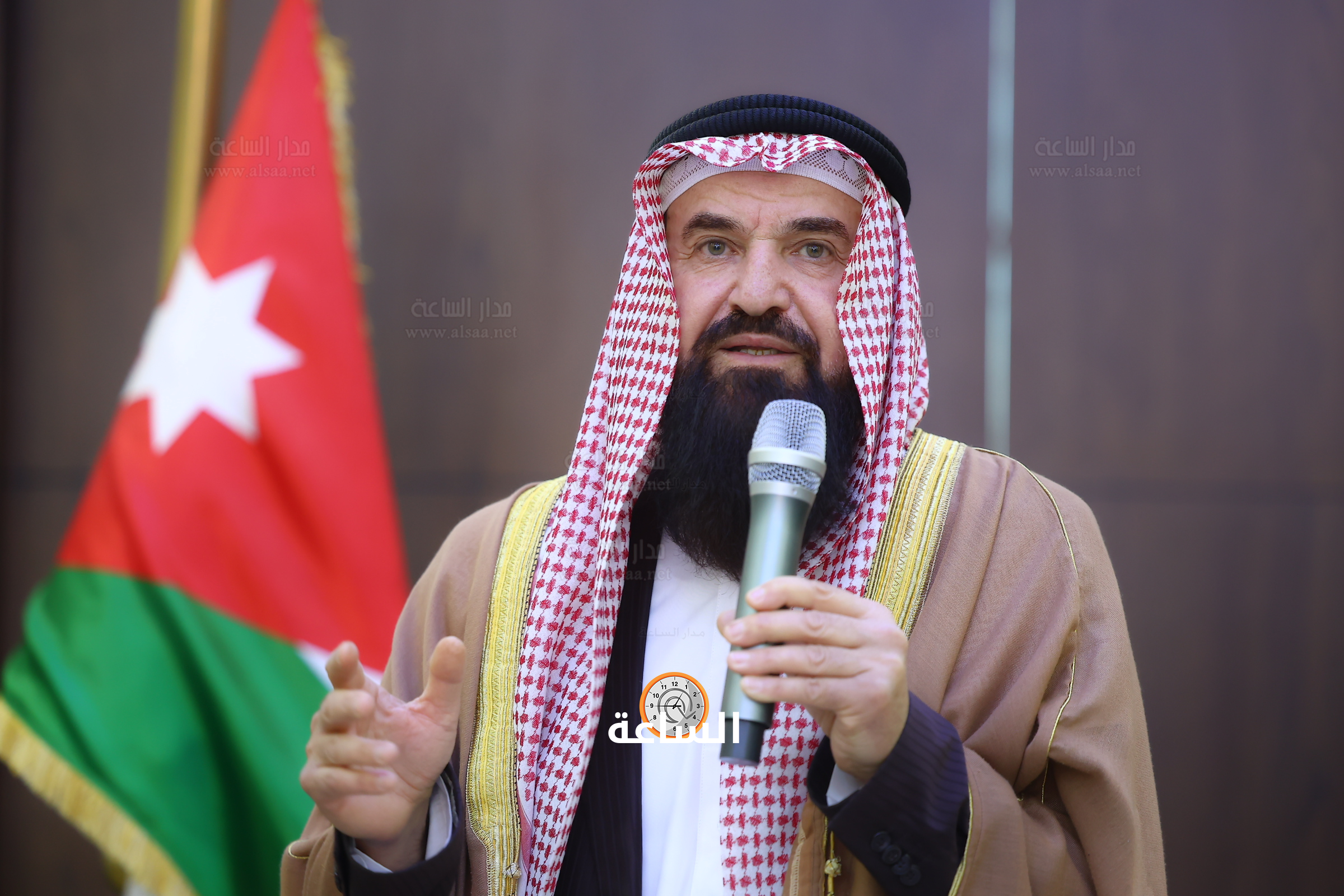 Madar Al-Saa Images 0.02188938829913256