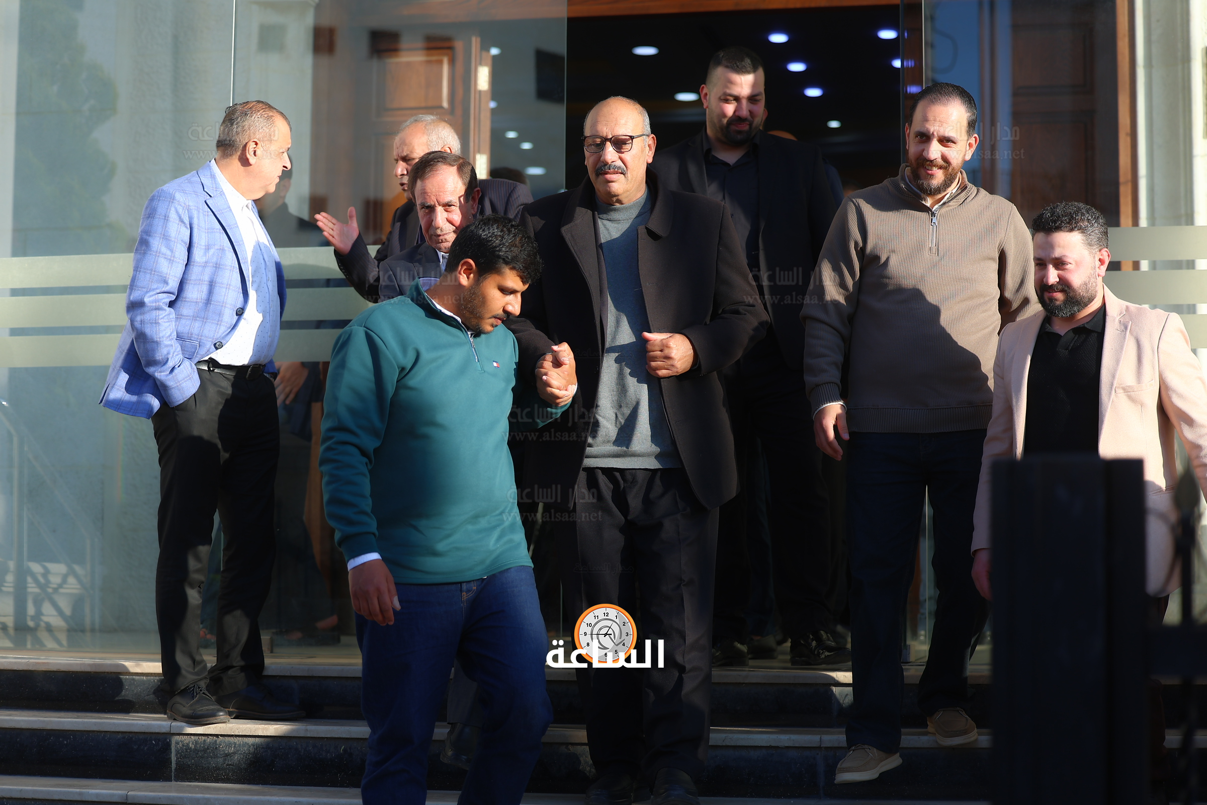 Madar Al-Saa Images 0.7220743232858473