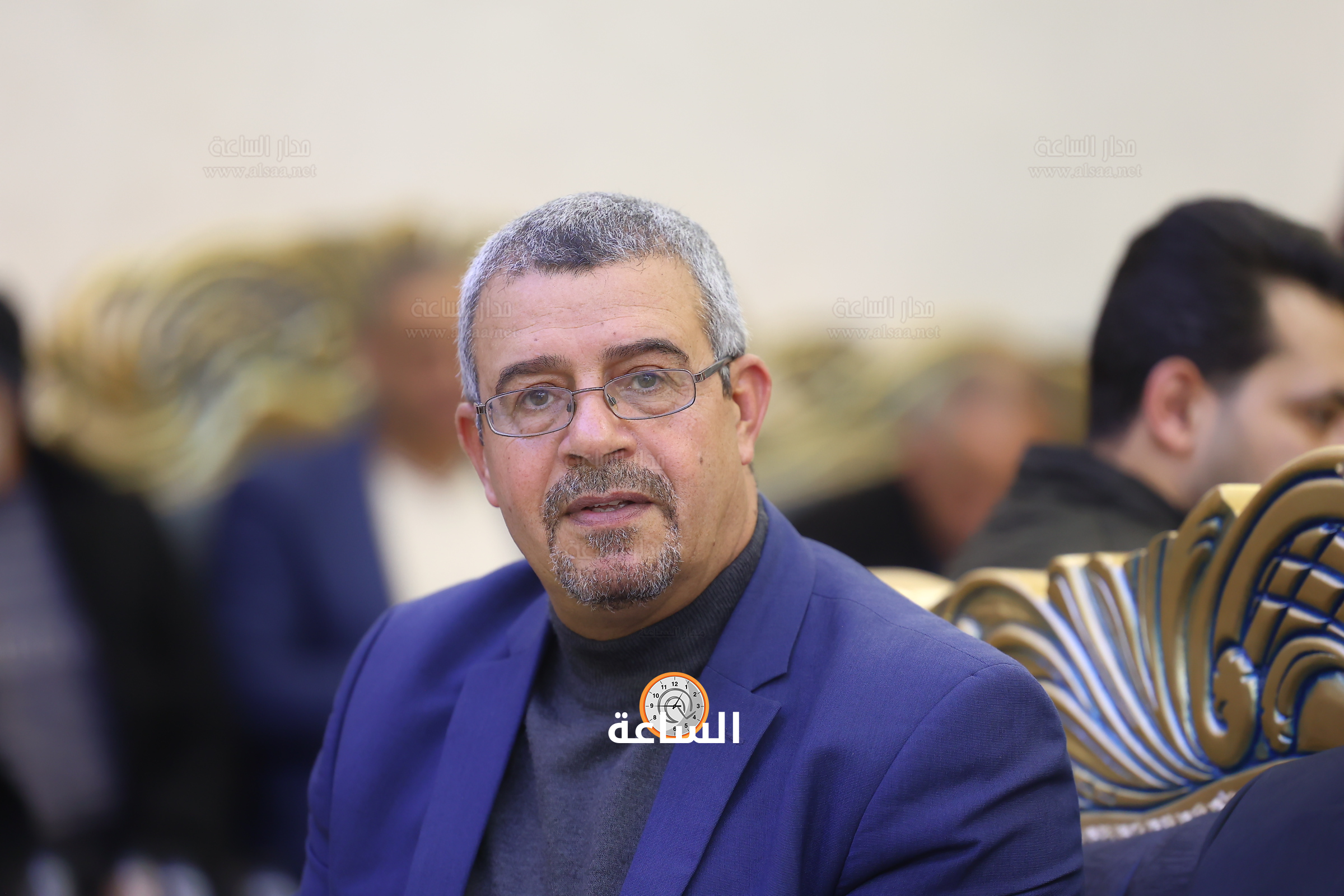 Madar Al-Saa Images 0.4998548938984714